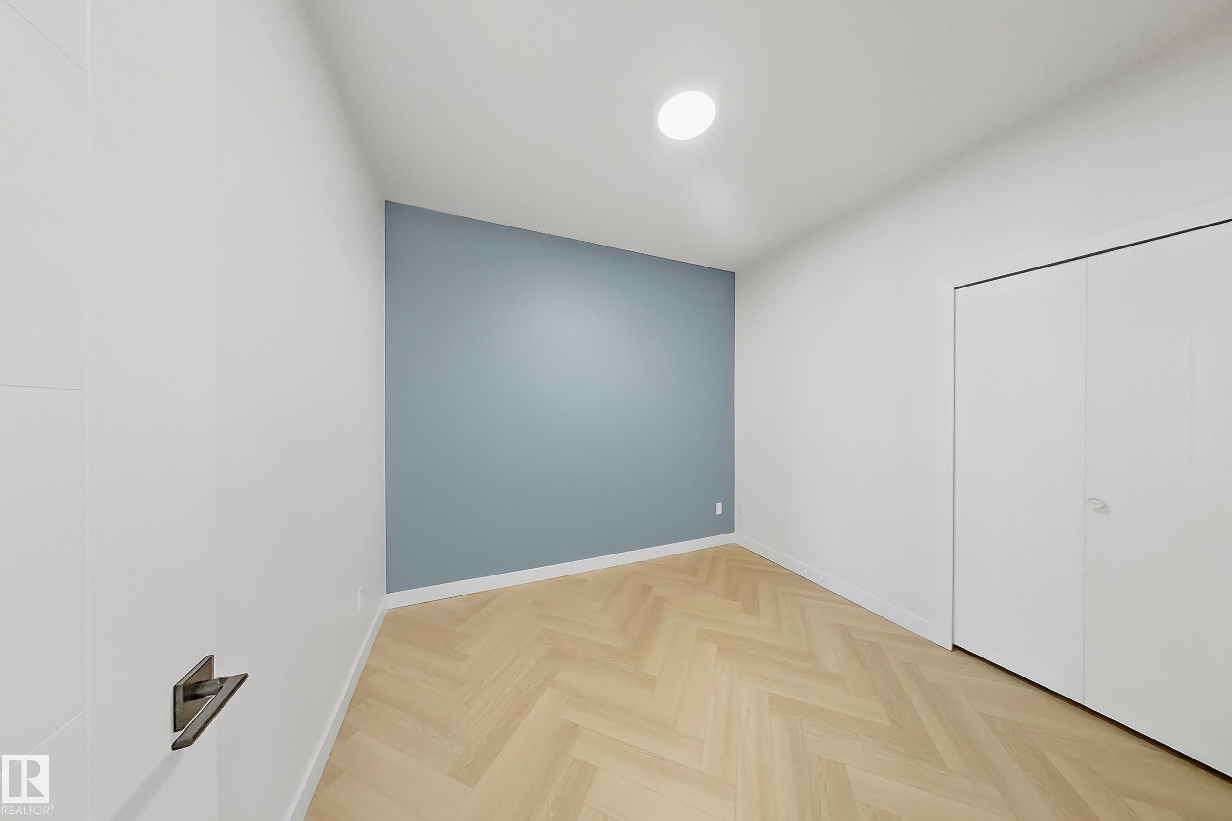 Photo 7 at 1558 Siskin Link NW, Kinglet Gardens, Edmonton