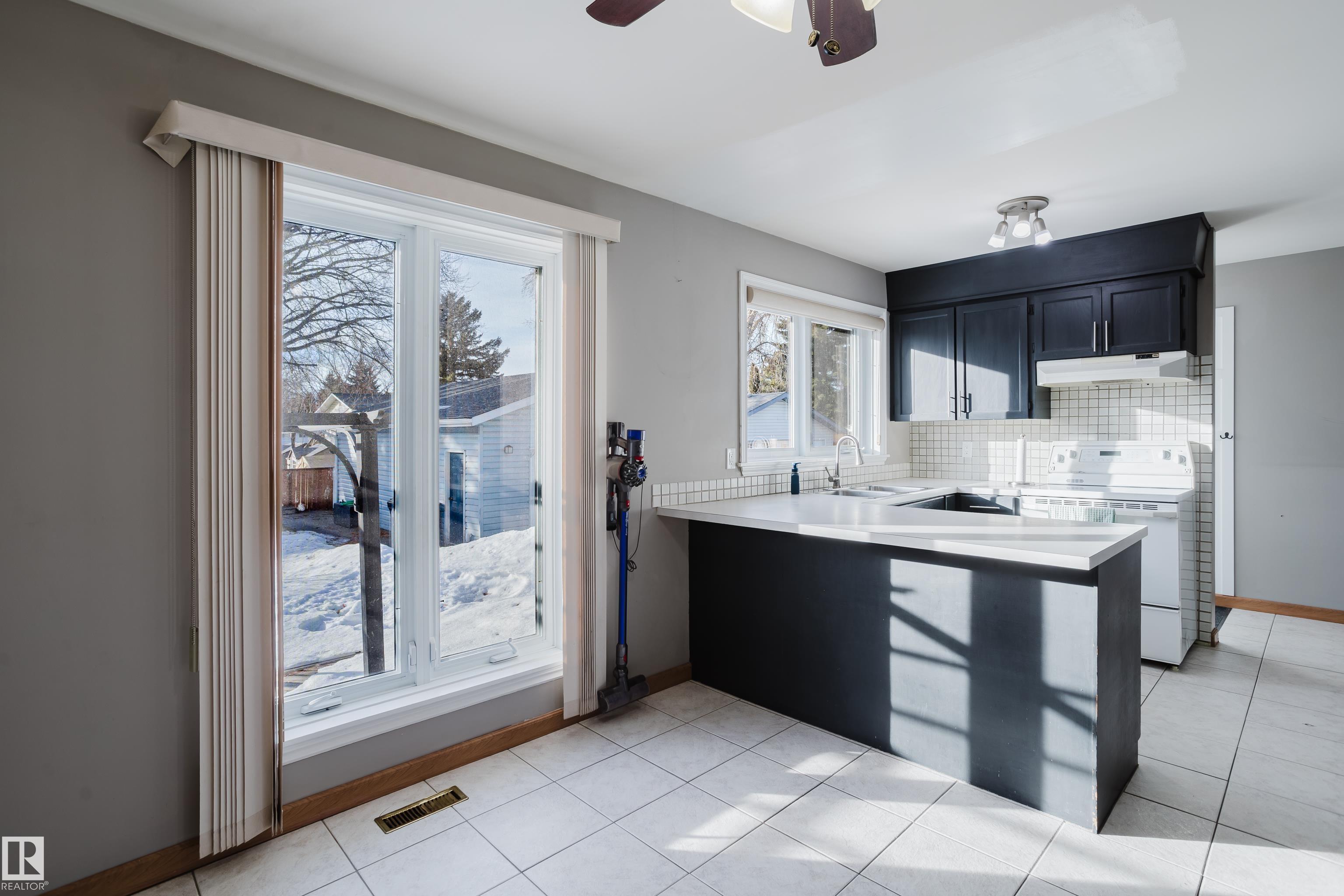 Photo 14 at 63 Merrywood Crescent, Mills Haven, Sherwood Park