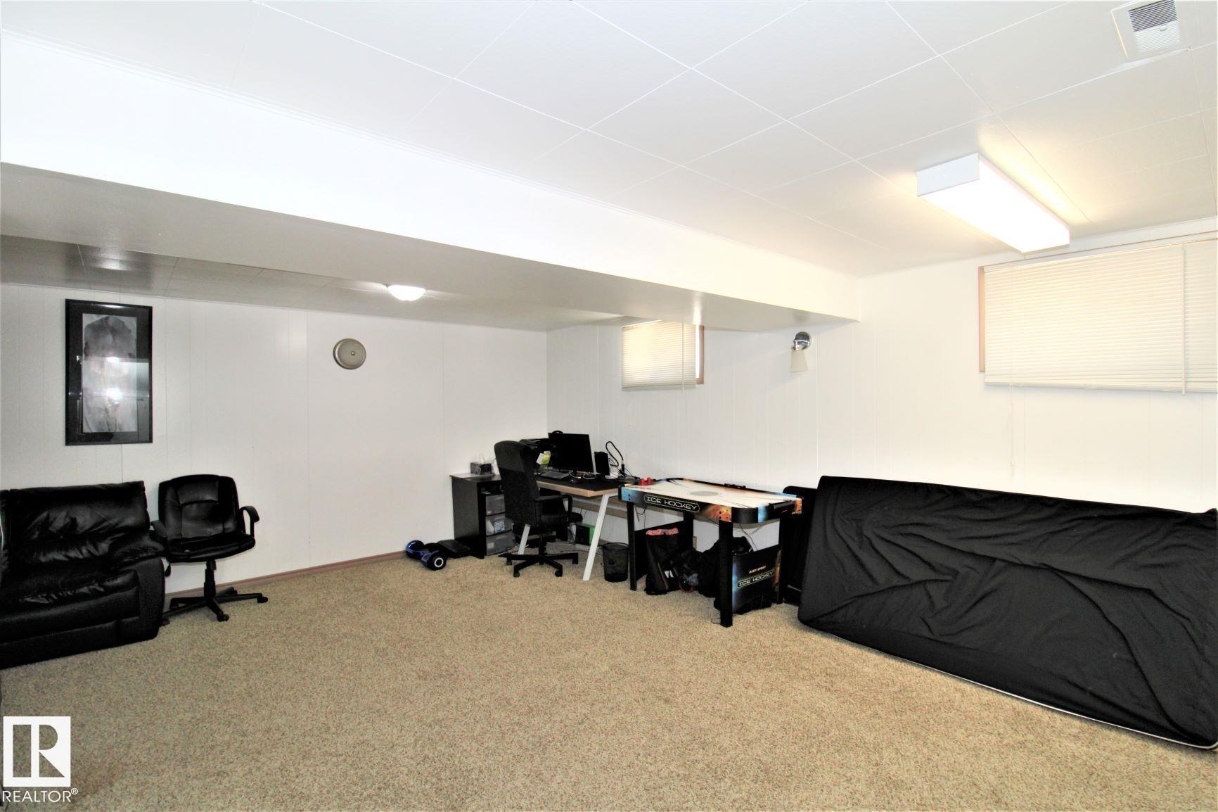 Photo 22 at 12111 137 Avenue NW, Kensington, Edmonton