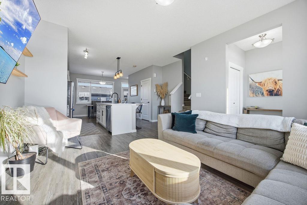 Photo 11 at 2306 Glenridding Boulevard SW, Glenridding Heights, Edmonton