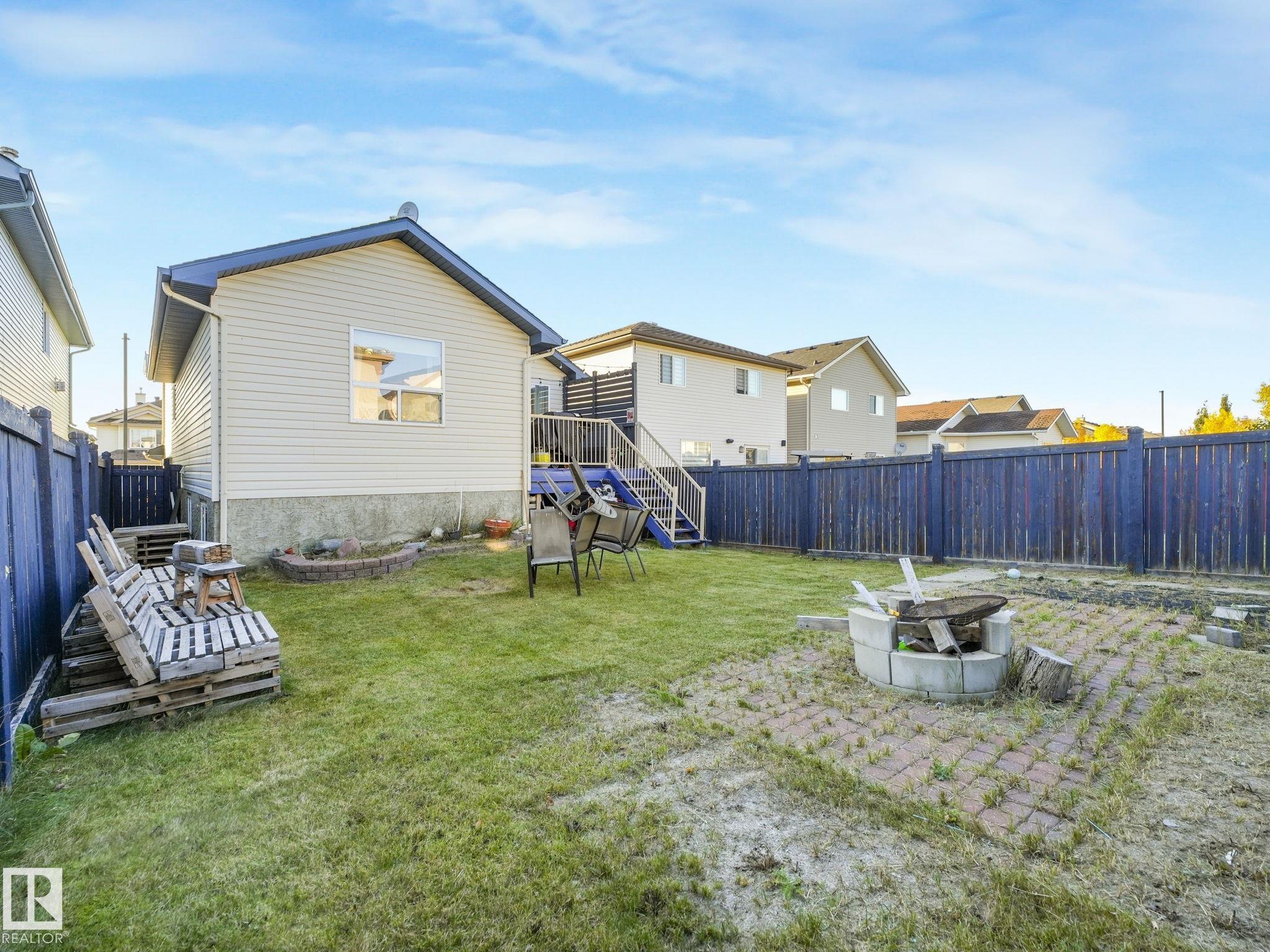 Photo 11 at 3239 21 Street NW, Silver Berry, Edmonton