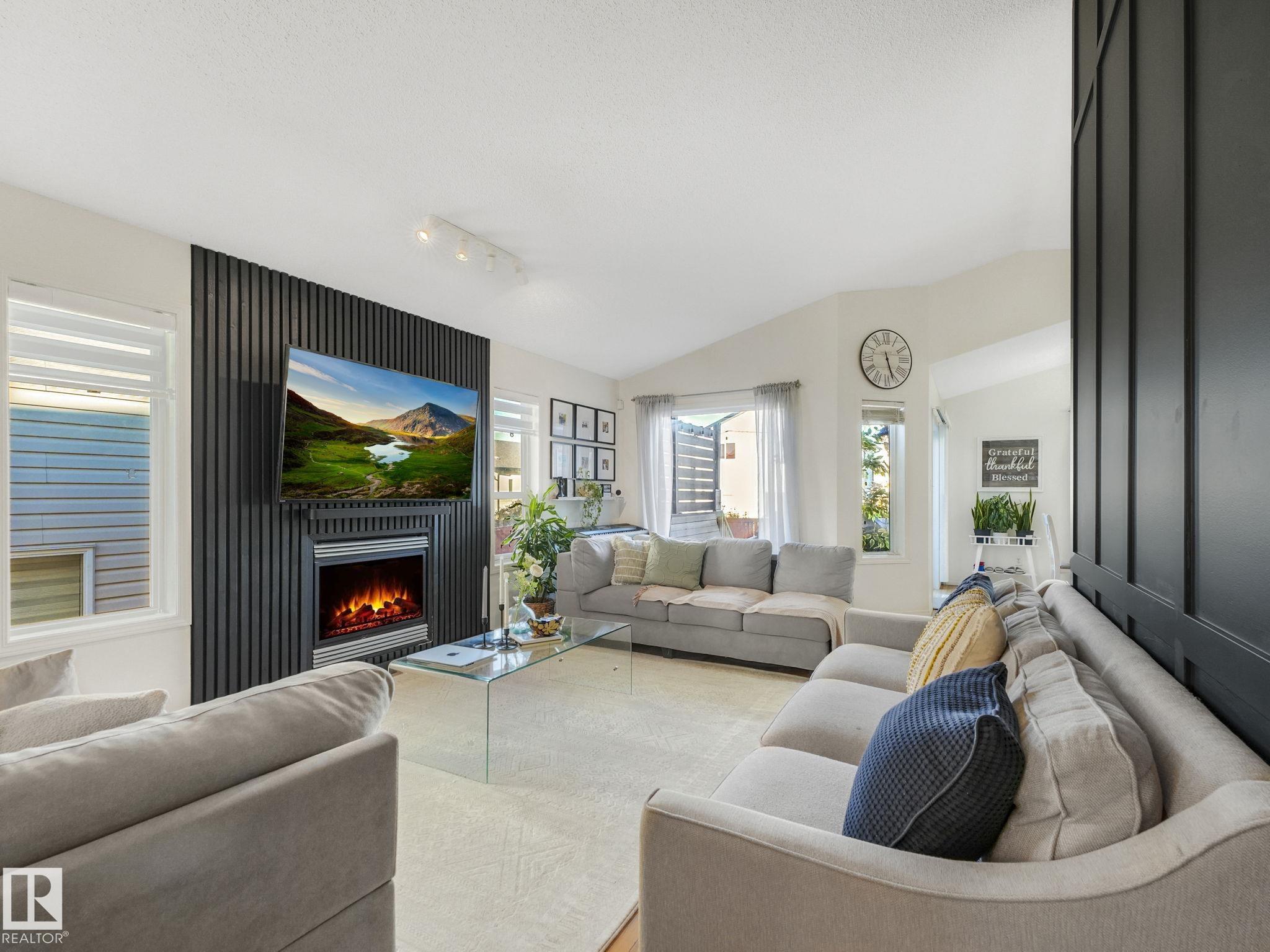 Photo 15 at 3239 21 Street NW, Silver Berry, Edmonton