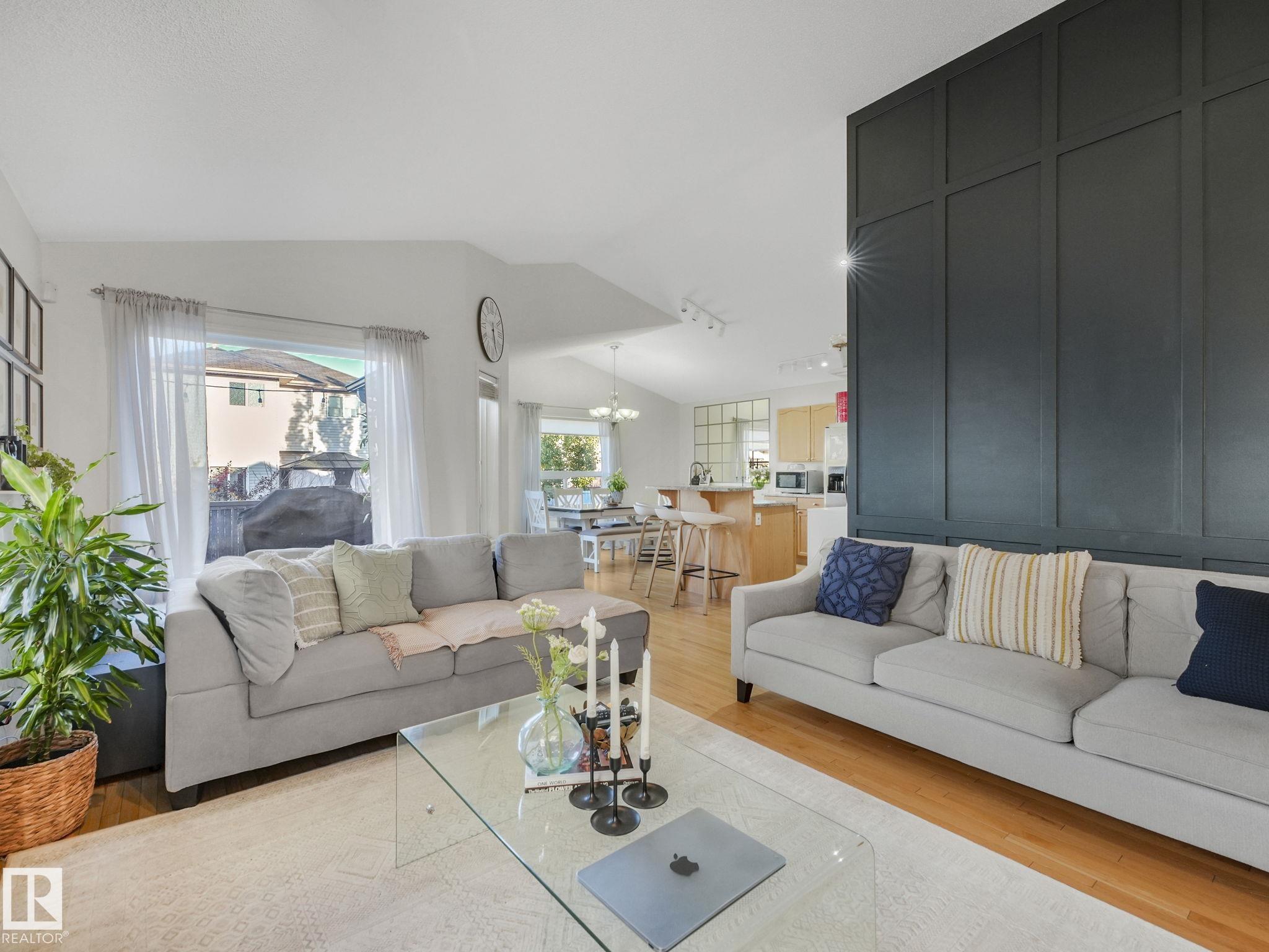 Photo 16 at 3239 21 Street NW, Silver Berry, Edmonton