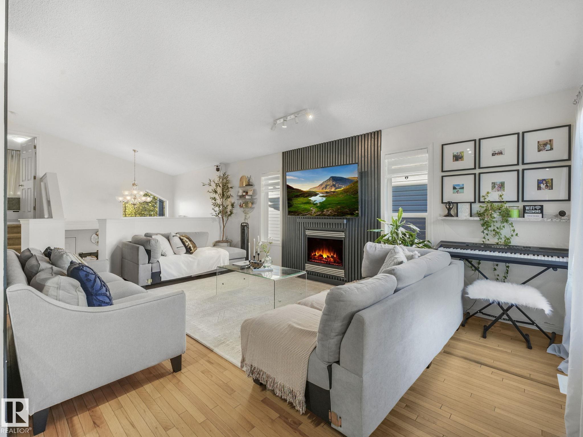 Photo 18 at 3239 21 Street NW, Silver Berry, Edmonton