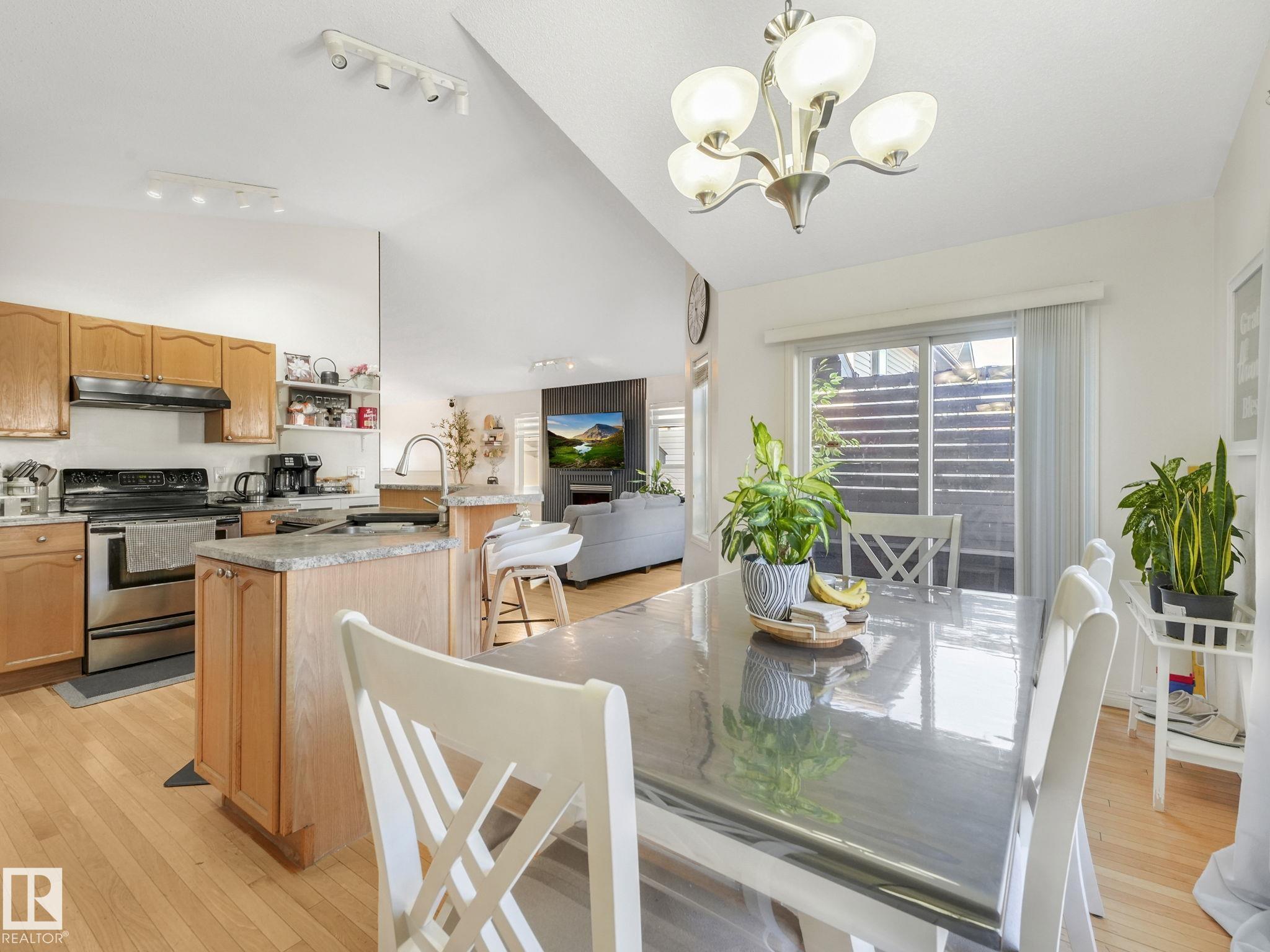 Photo 27 at 3239 21 Street NW, Silver Berry, Edmonton