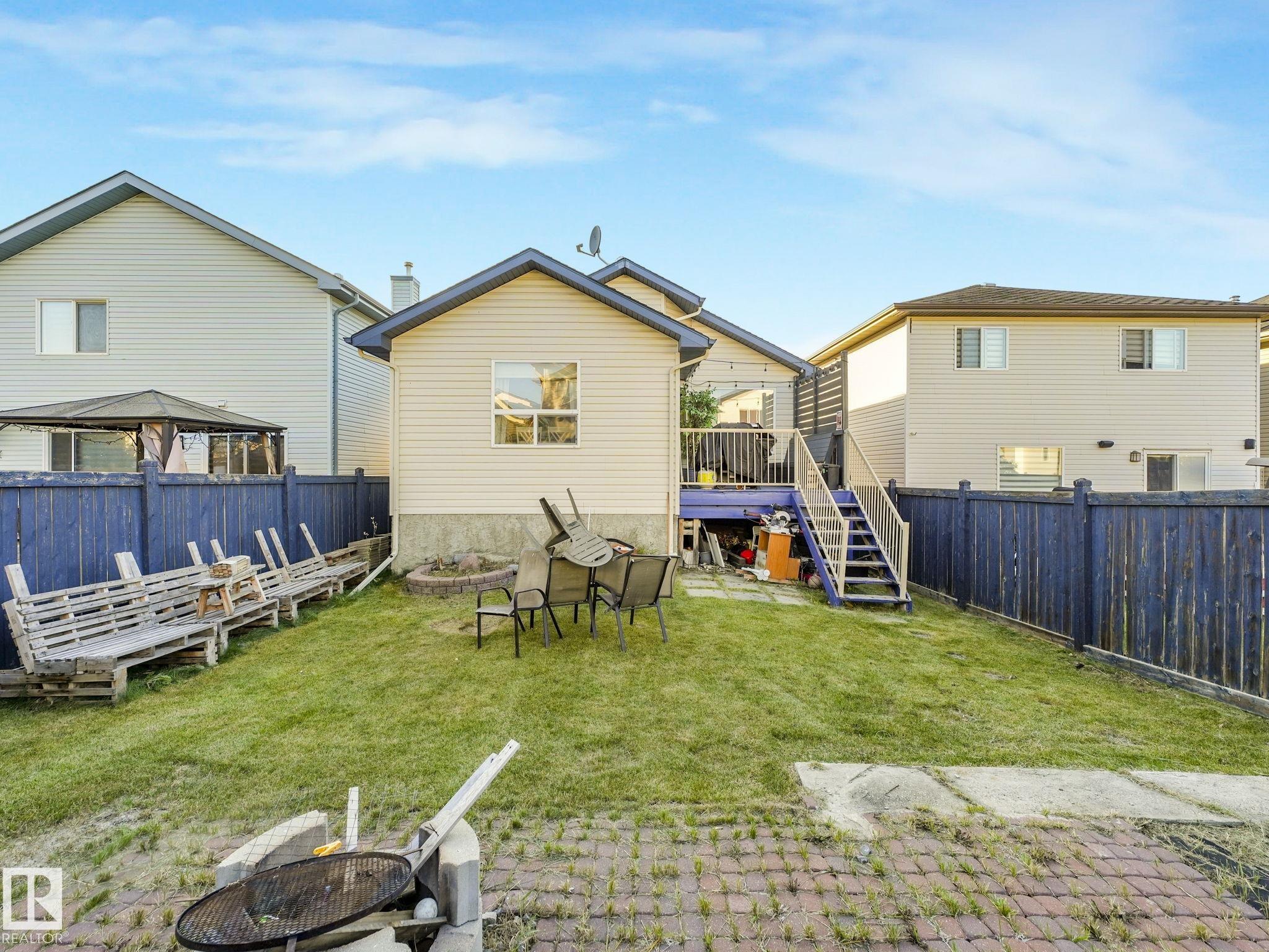 Photo 10 at 3239 21 Street NW, Silver Berry, Edmonton