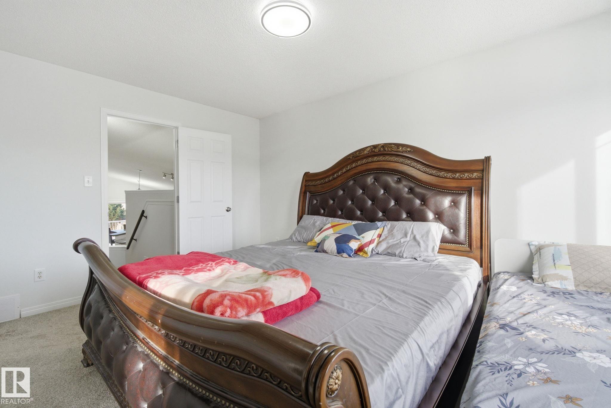 Photo 18 at 3248 22 Street NW, Silver Berry, Edmonton