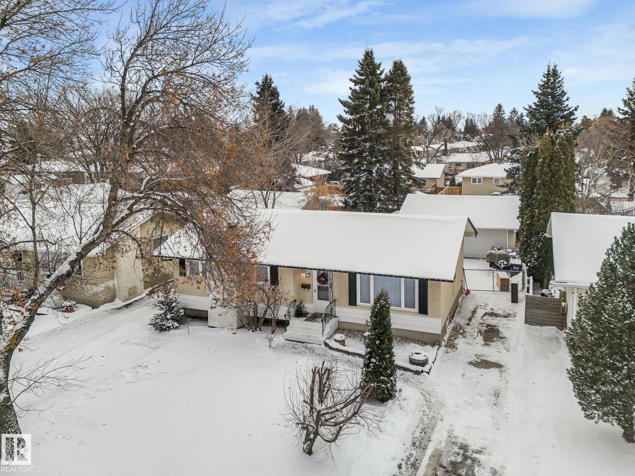 17 Starling Drive, Brentwood, Sherwood Park