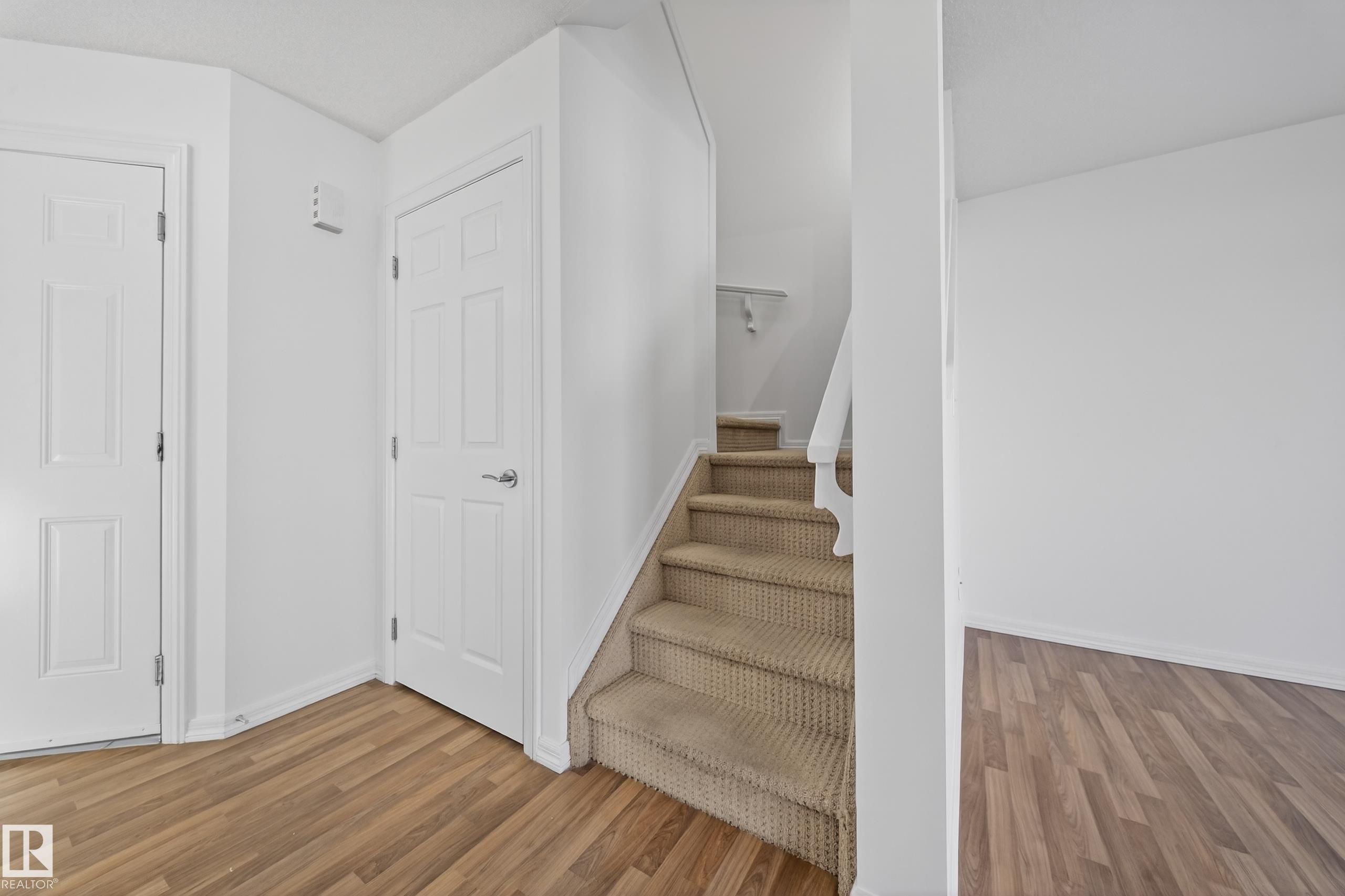 Photo 7 at 5212 1a Avenue SW, Charlesworth, Edmonton