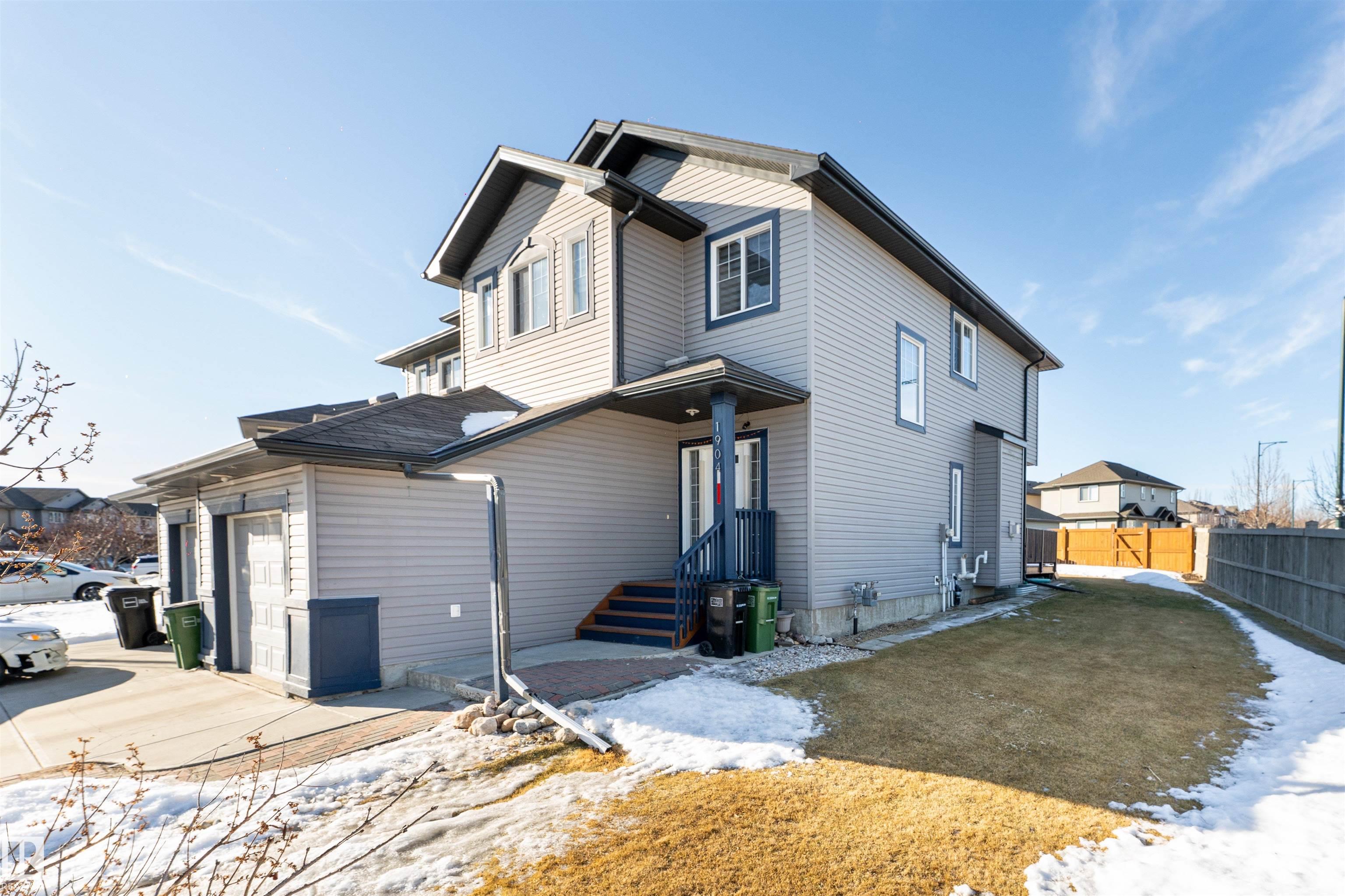 1904 118 Street SW, Rutherford, Edmonton