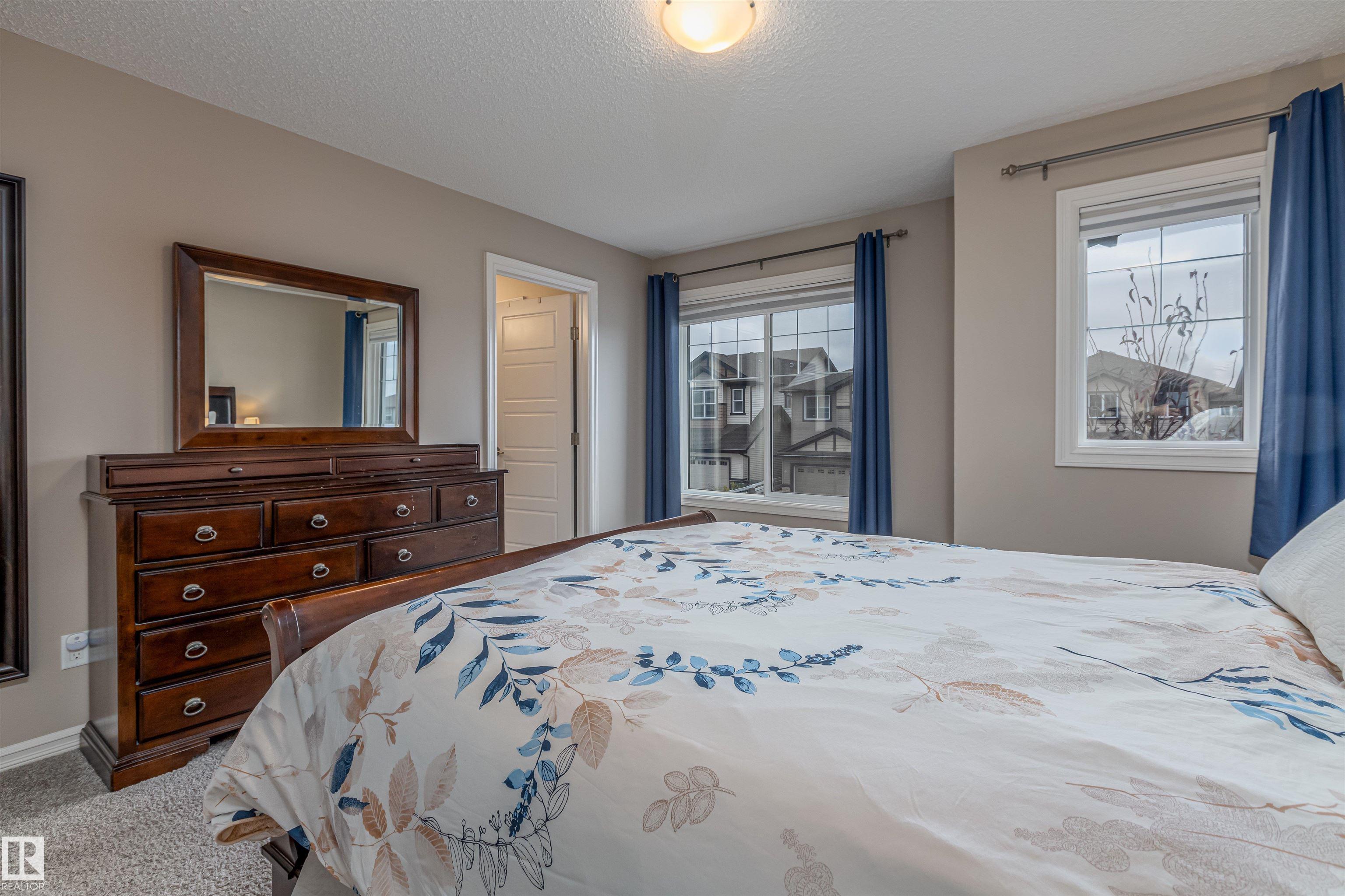 Photo 40 at 816 35 Avenue NW, Maple Crest, Edmonton