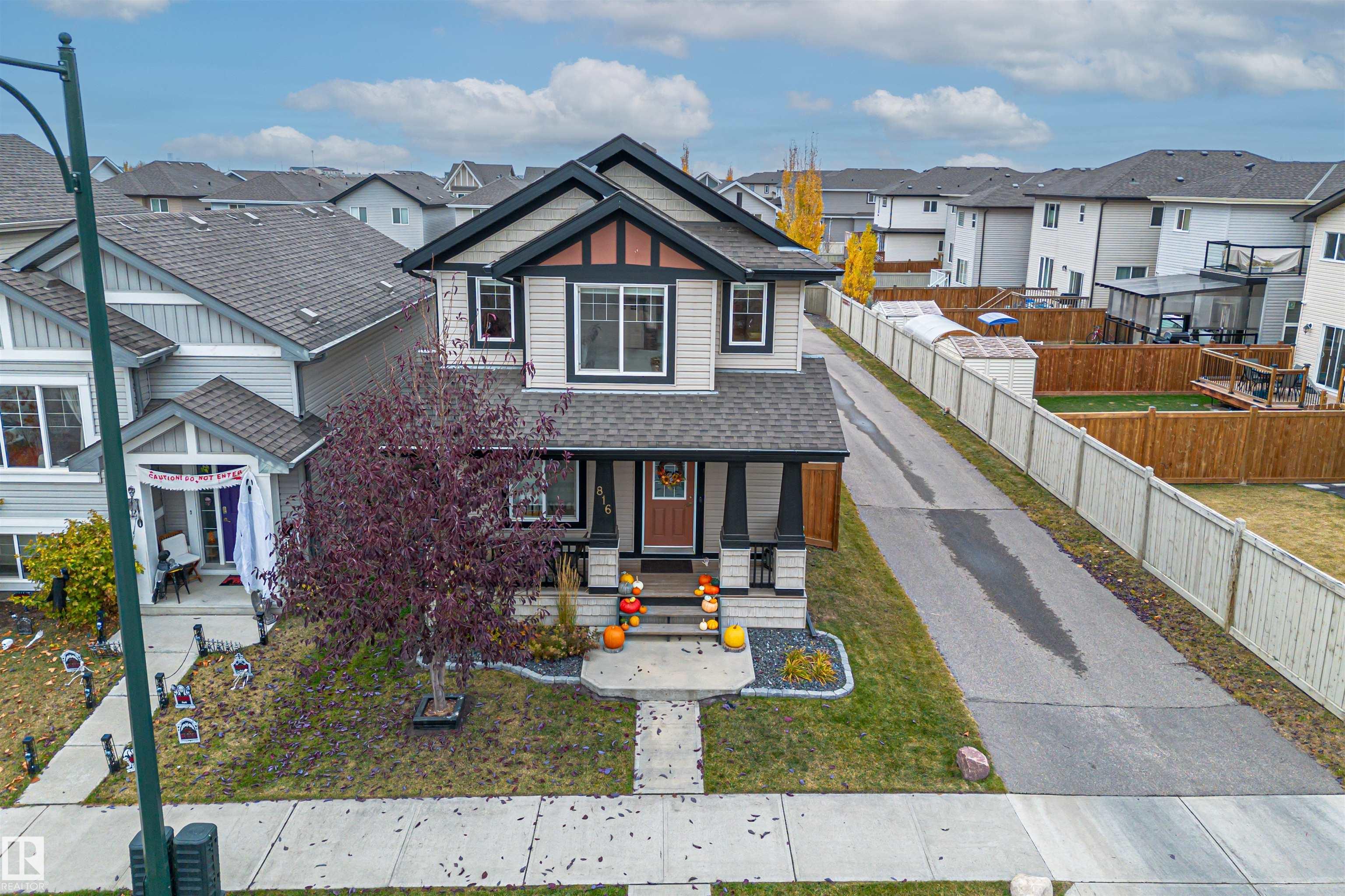 Photo 57 at 816 35 Avenue NW, Maple Crest, Edmonton