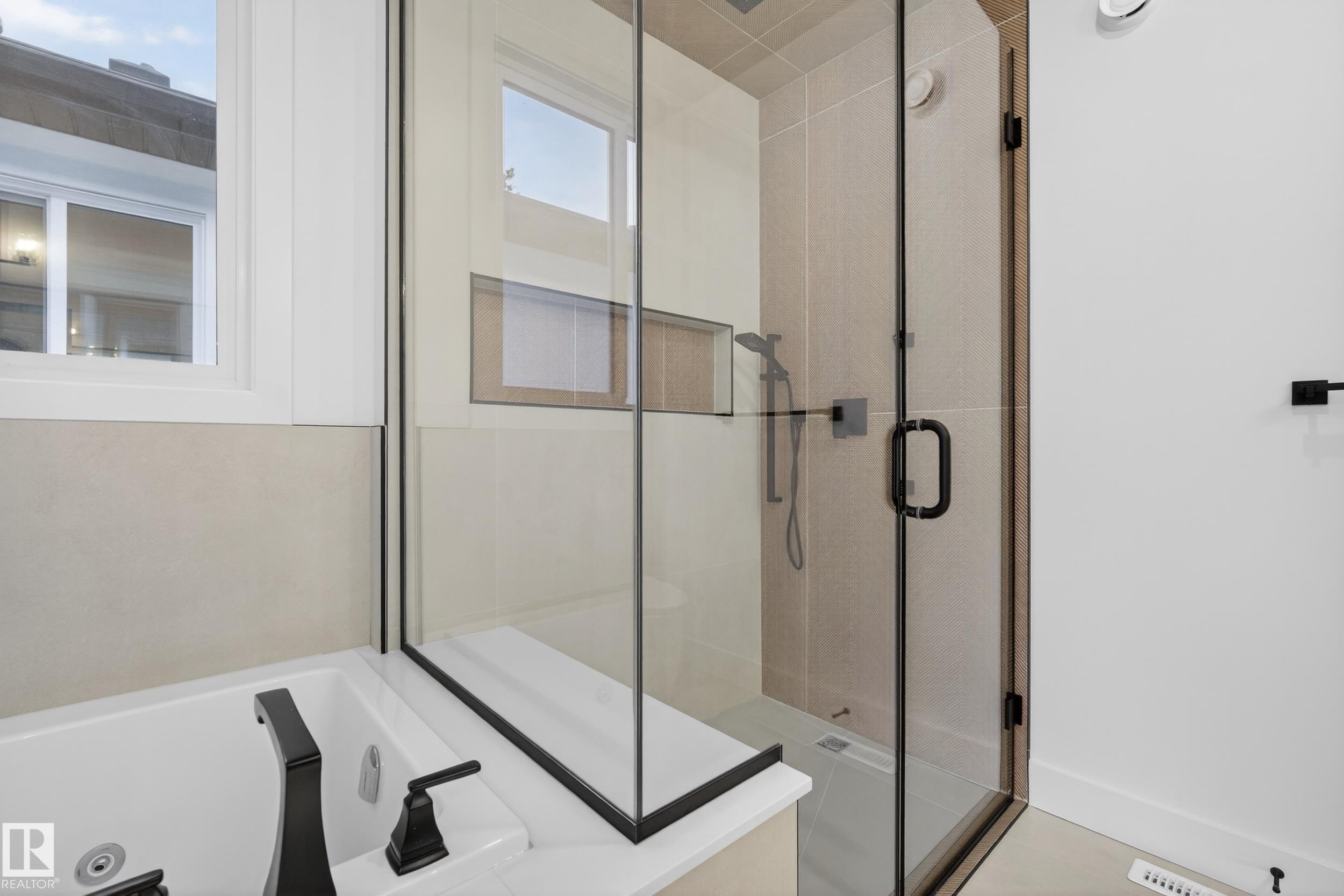 Photo 24 at 11613 79 Avenue NW, Belgravia, Edmonton