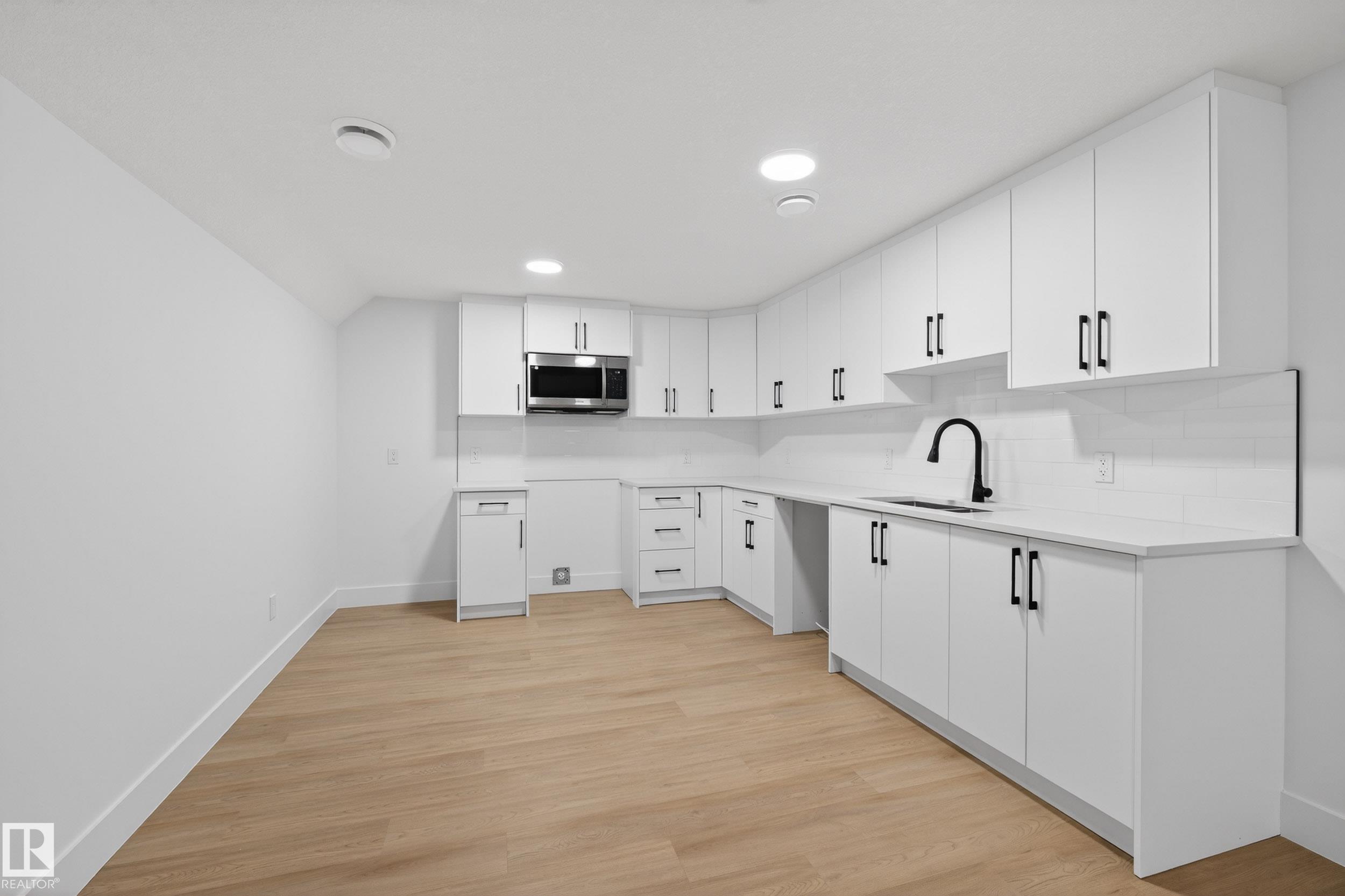 Photo 35 at 11613 79 Avenue NW, Belgravia, Edmonton