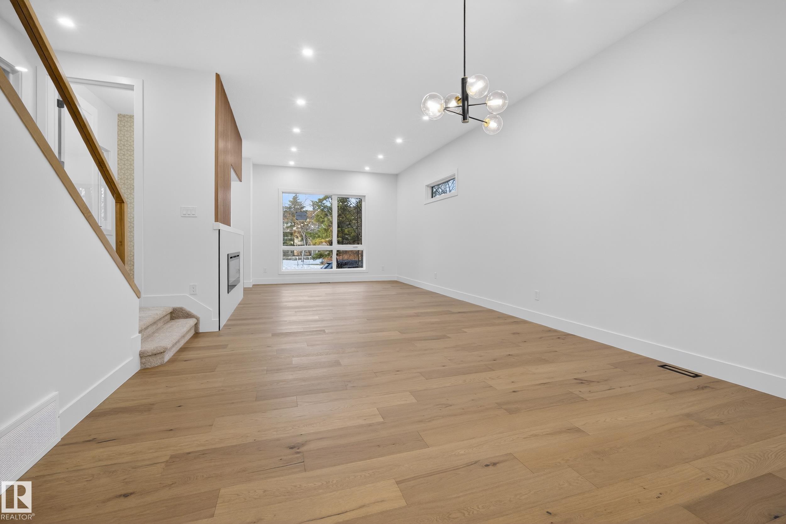 Photo 7 at 11613 79 Avenue NW, Belgravia, Edmonton