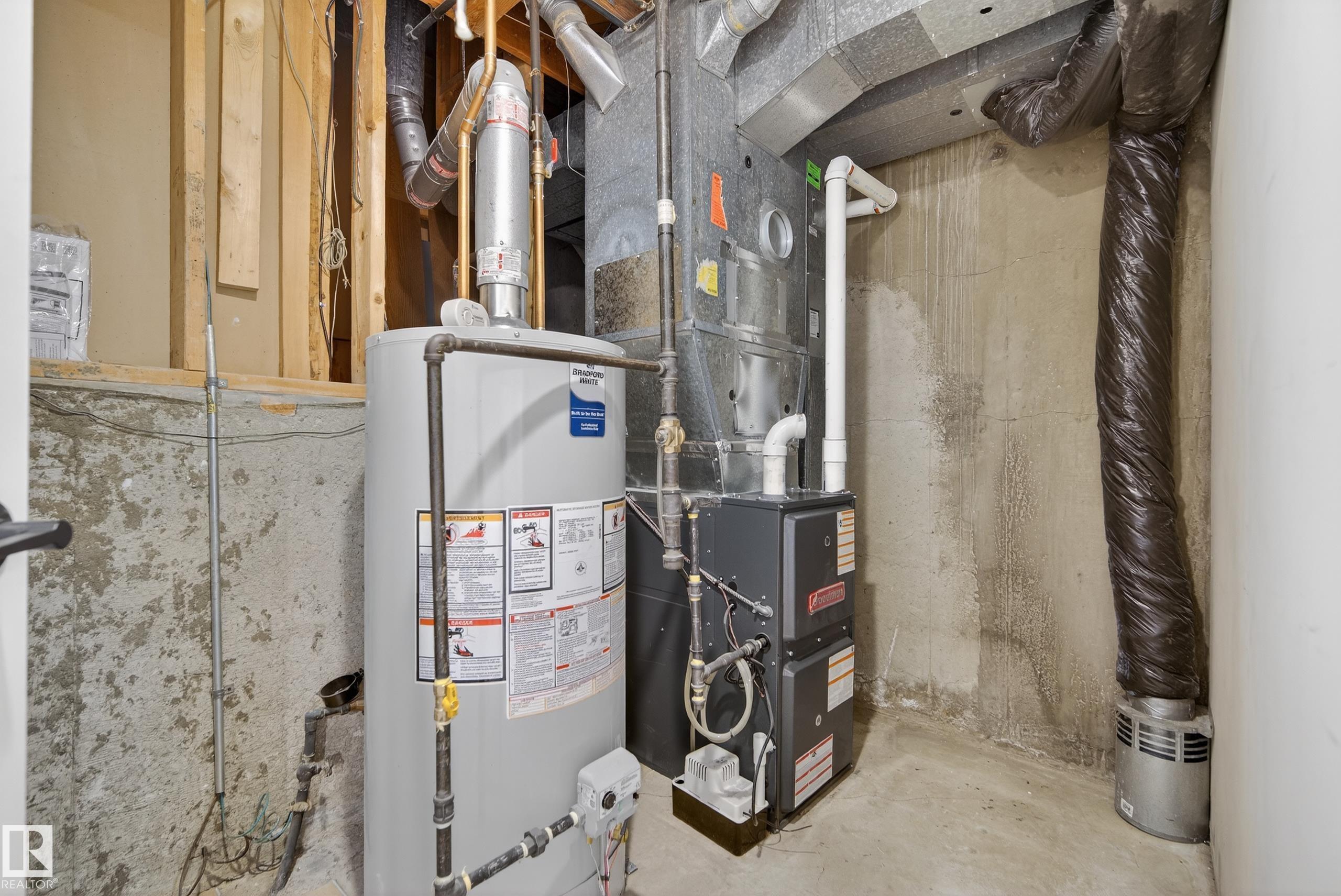 Photo 43 at 712 Knottwood Road S NW, Satoo, Edmonton