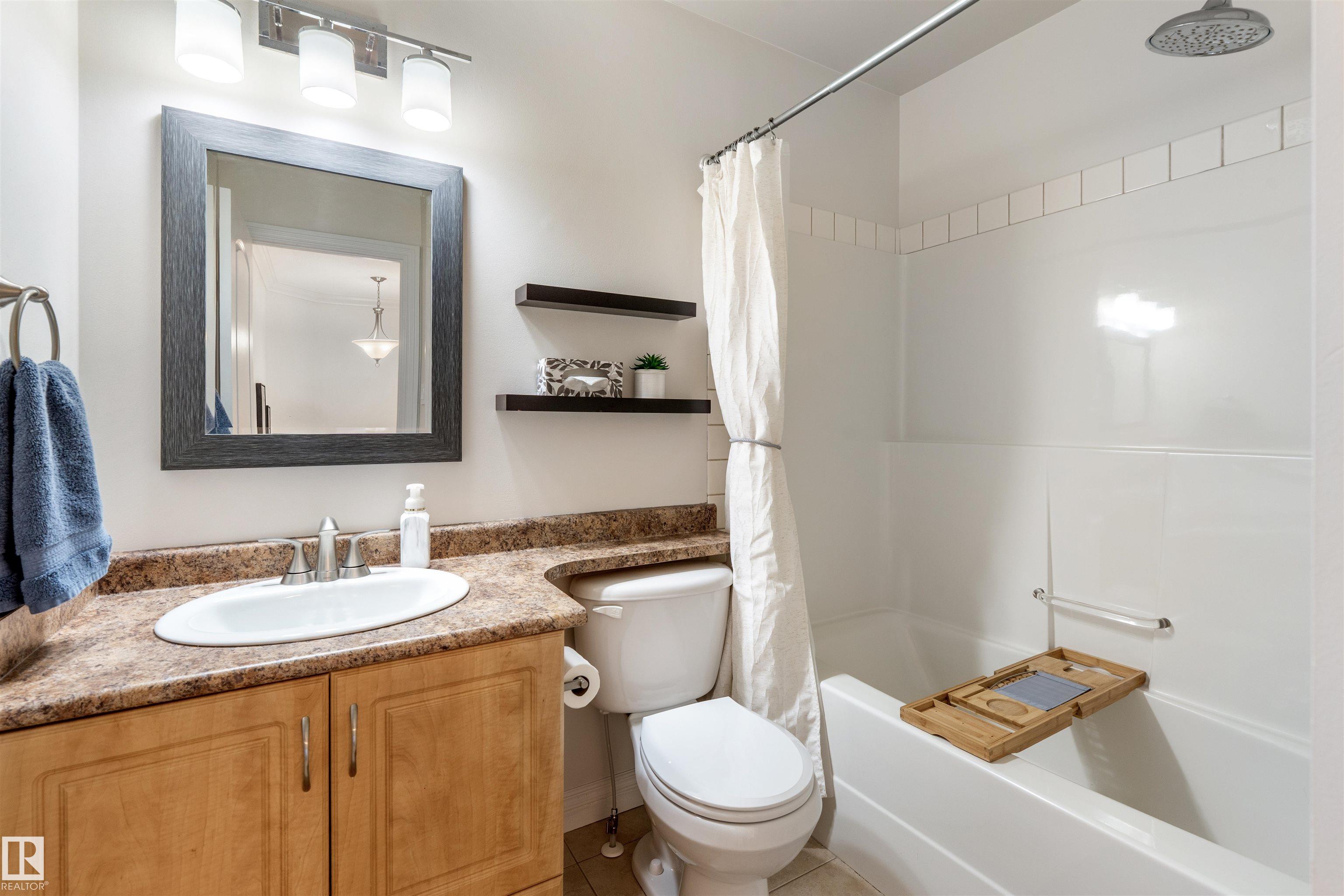 Photo 27 at 21348 88 Avenue NW, Suder Greens, Edmonton