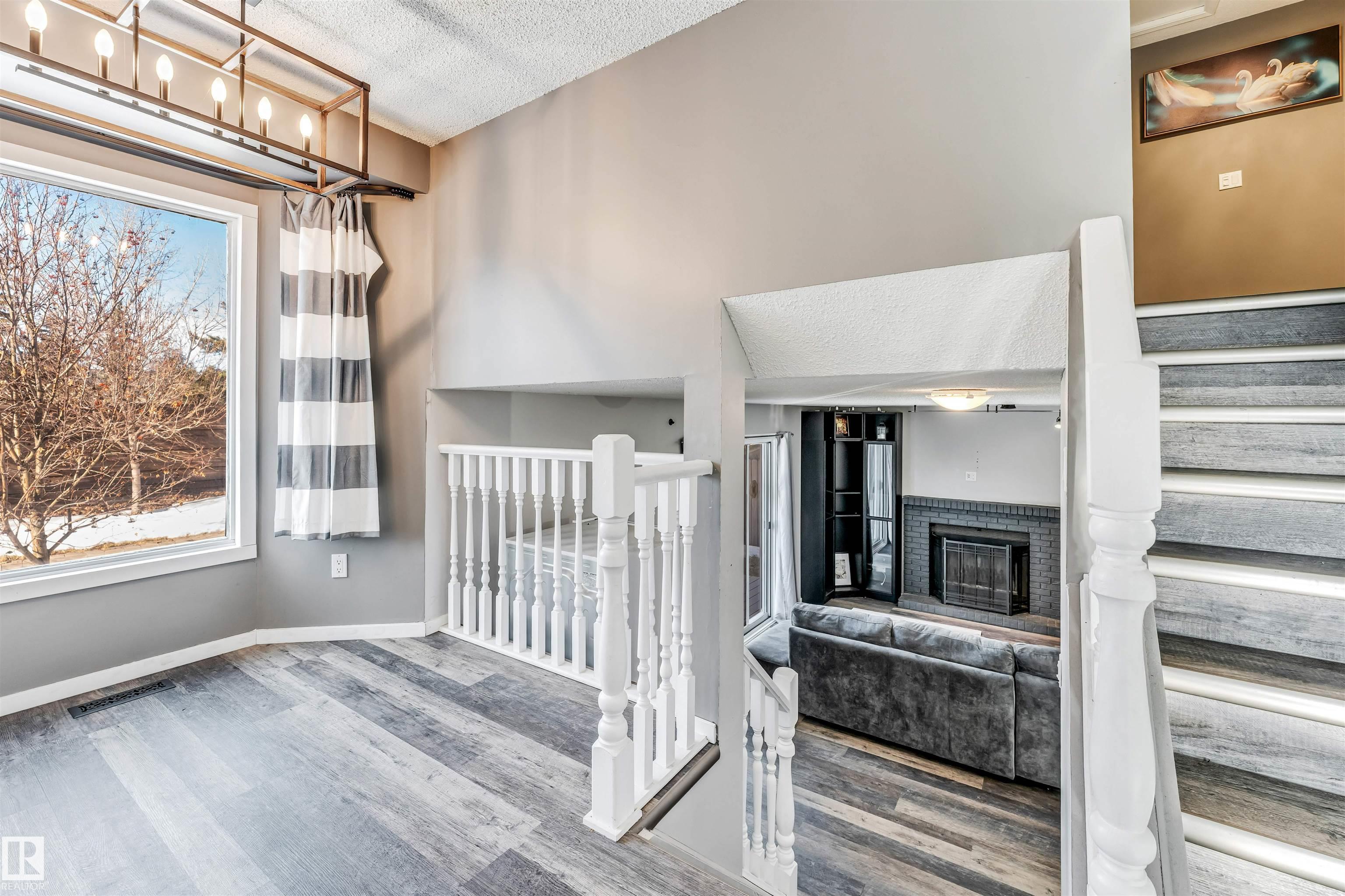 Photo 27 at 3824 48 Street NW, Minchau, Edmonton