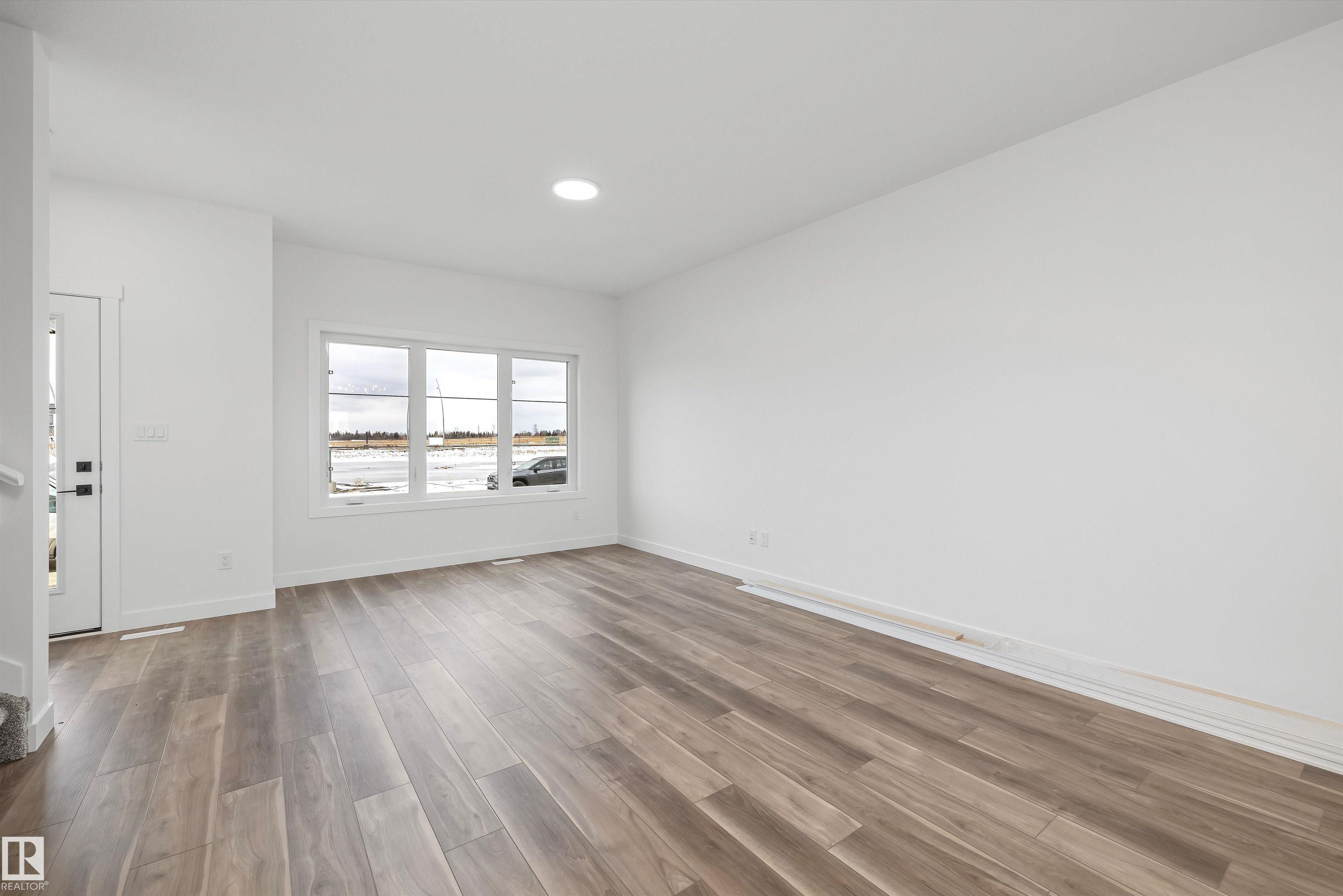 Picture for 436 176 AV NE