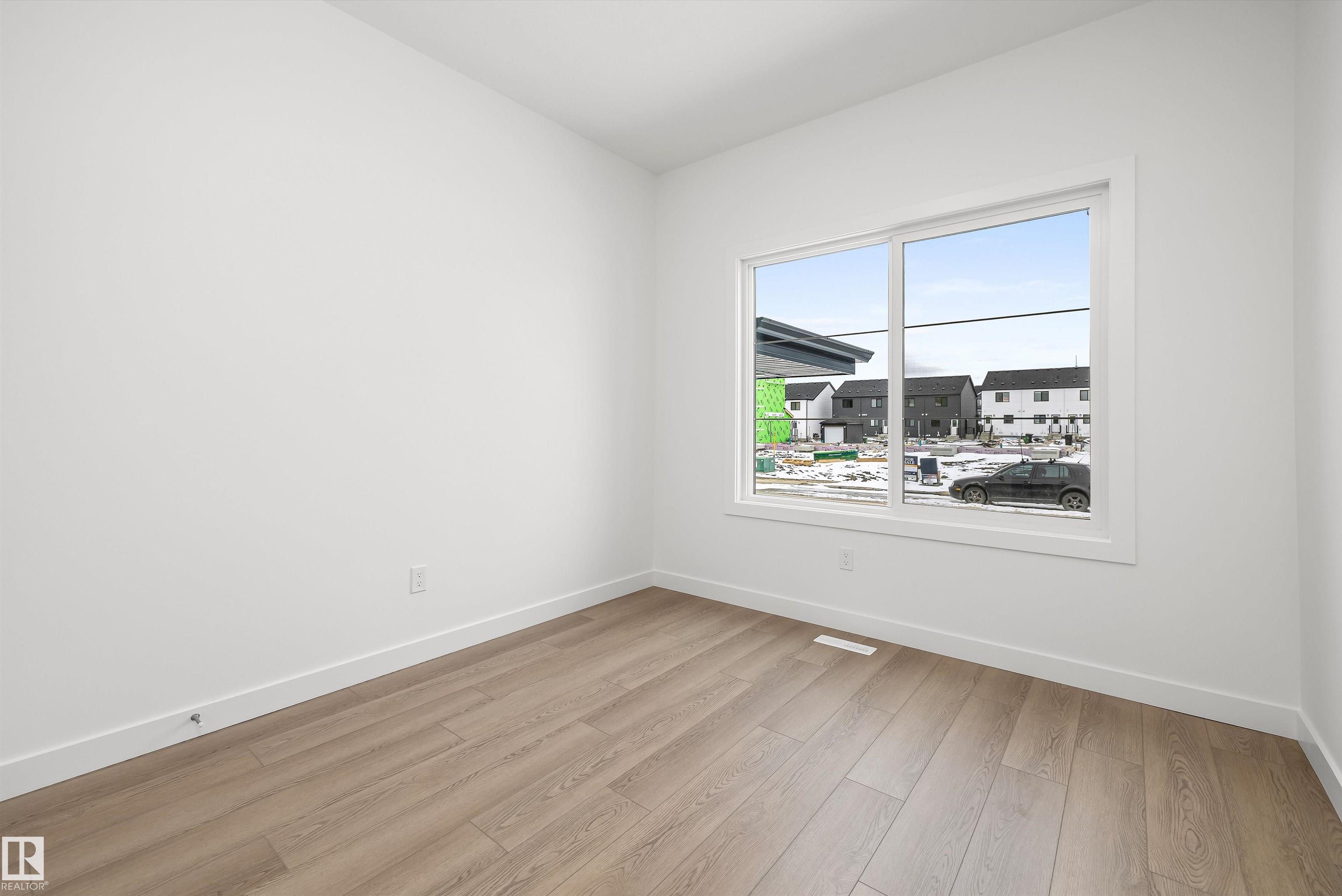 Picture for 620 176 AV NE