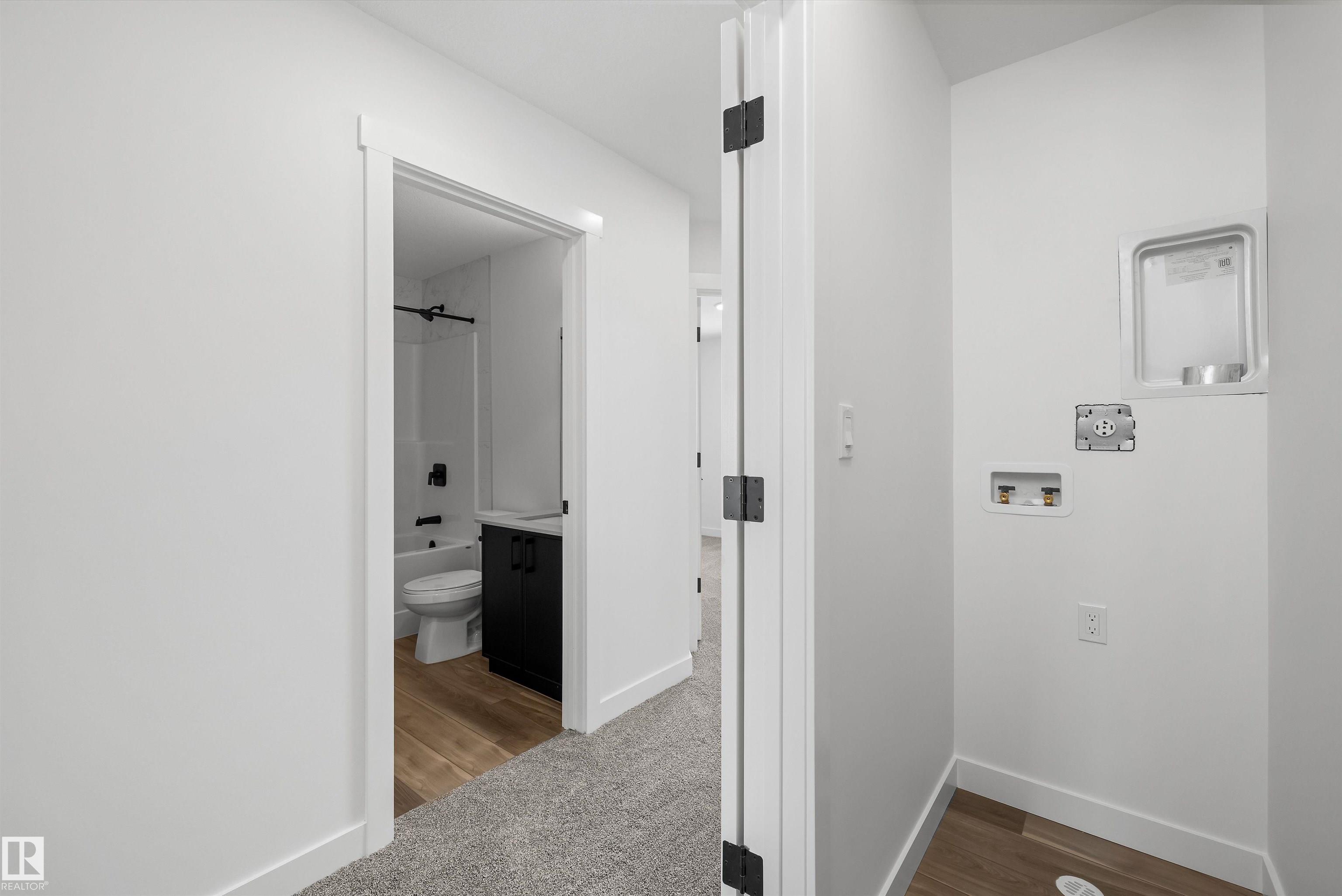 https://zimg.paragon.ice.com/ParagonImages/Property/PM/RAE/225386535/16/0/0/f3dd382dfa3712caa6ae9bbb06b0e2d8/1/28da16dd428cb93797e90d7ce21af409/225386535-f8e64d3e-d817-4e36-b5d9-7387e47b8be6.JPG