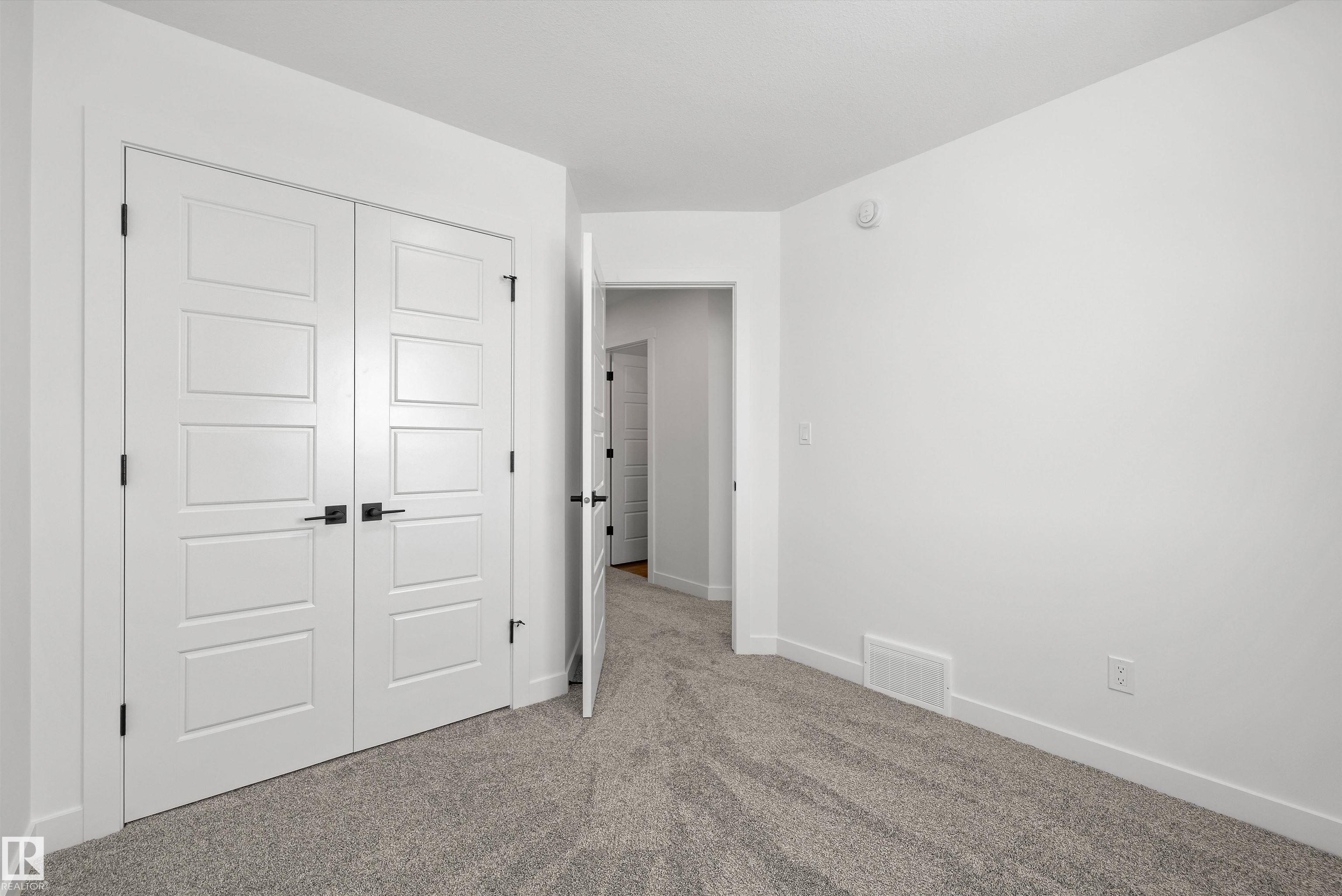 https://zimg.paragon.ice.com/ParagonImages/Property/PM/RAE/225386535/24/0/0/338263a5322ce0e7fcb5da879c37979f/1/28da16dd428cb93797e90d7ce21af409/225386535-3492f41e-40f8-4716-9055-5a37cd53e647.JPG