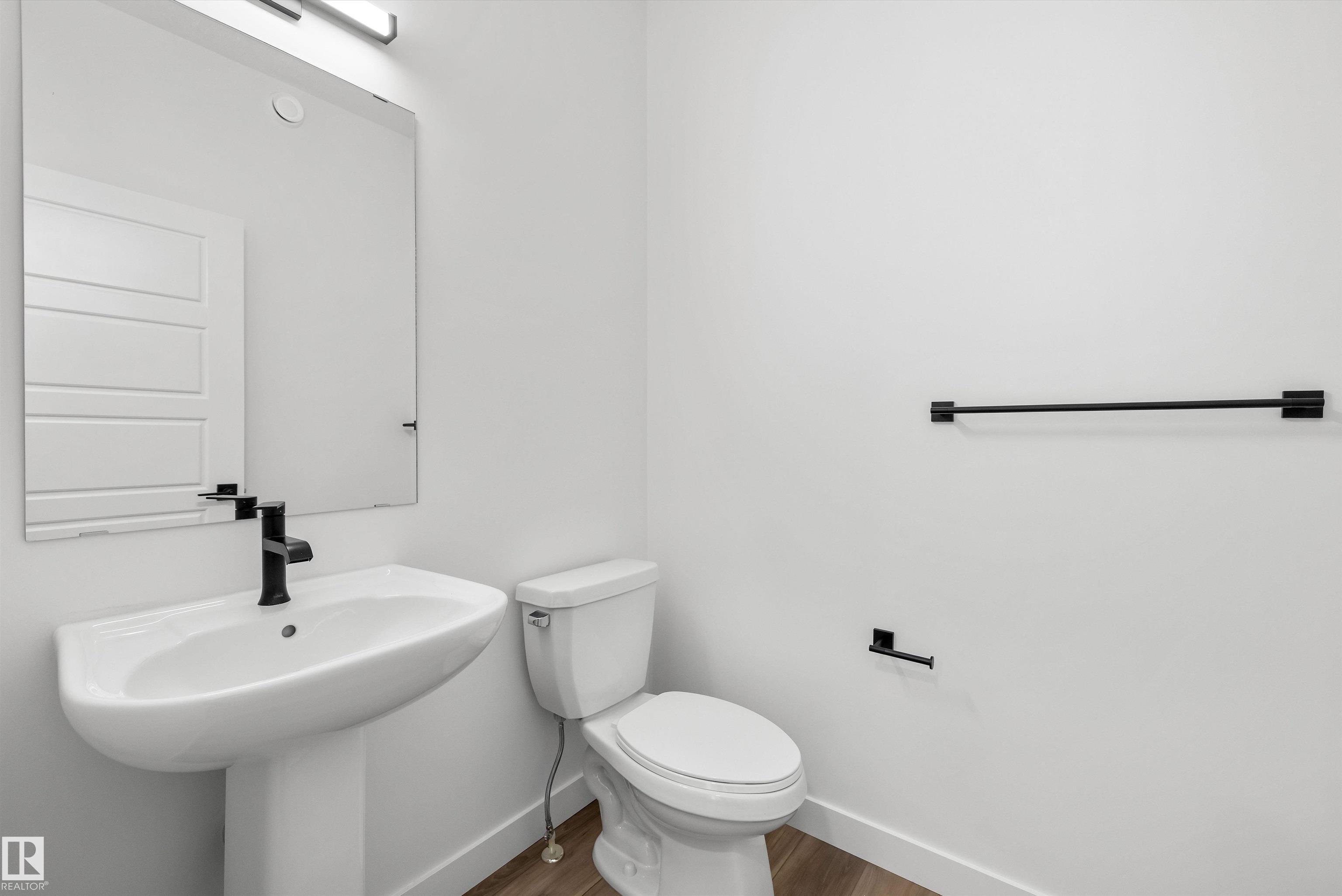 Picture for 622 176 AV NE