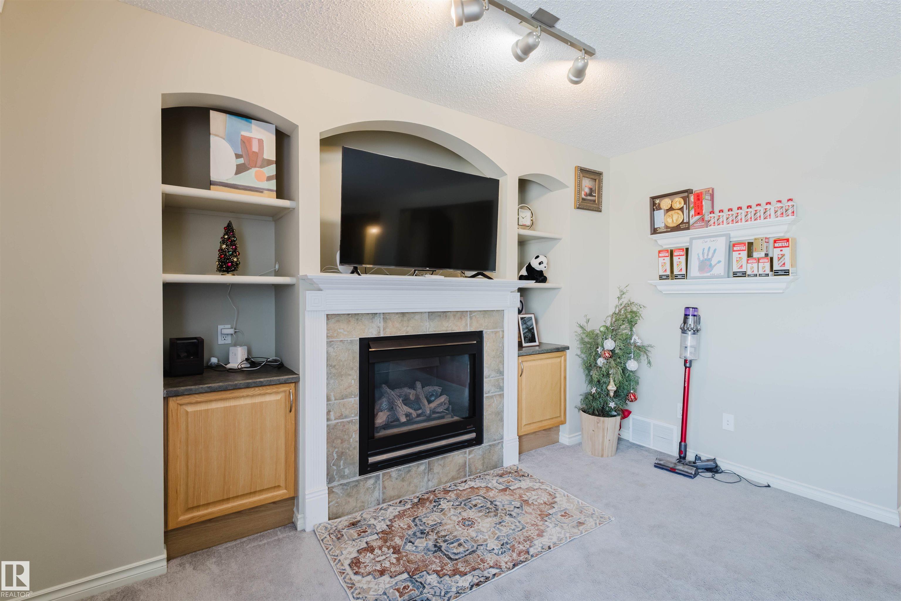 Photo 6 at 3534 Mclean Crescent SW, Macewan, Edmonton