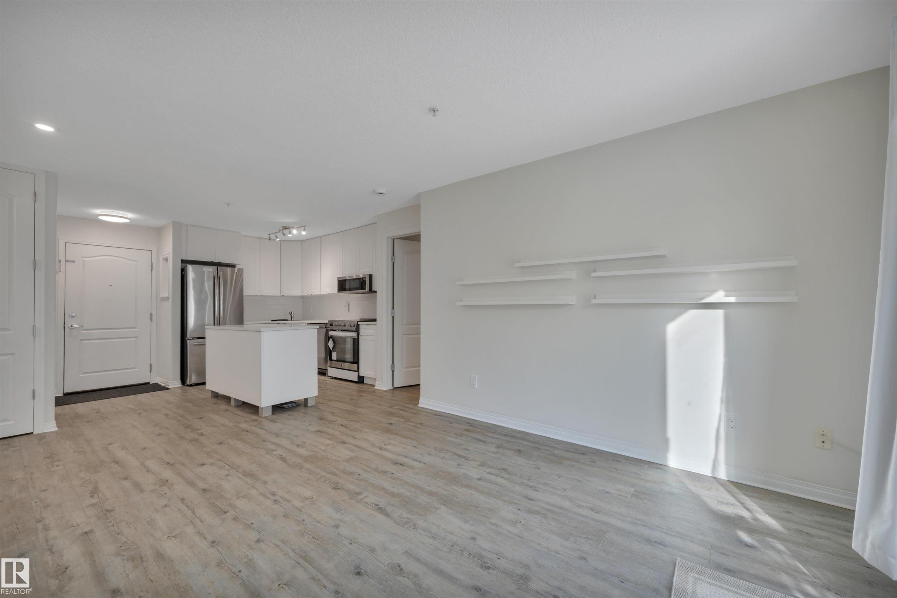 Photo 15 at 108 - 12550 140 Avenue NW, Baranow, Edmonton