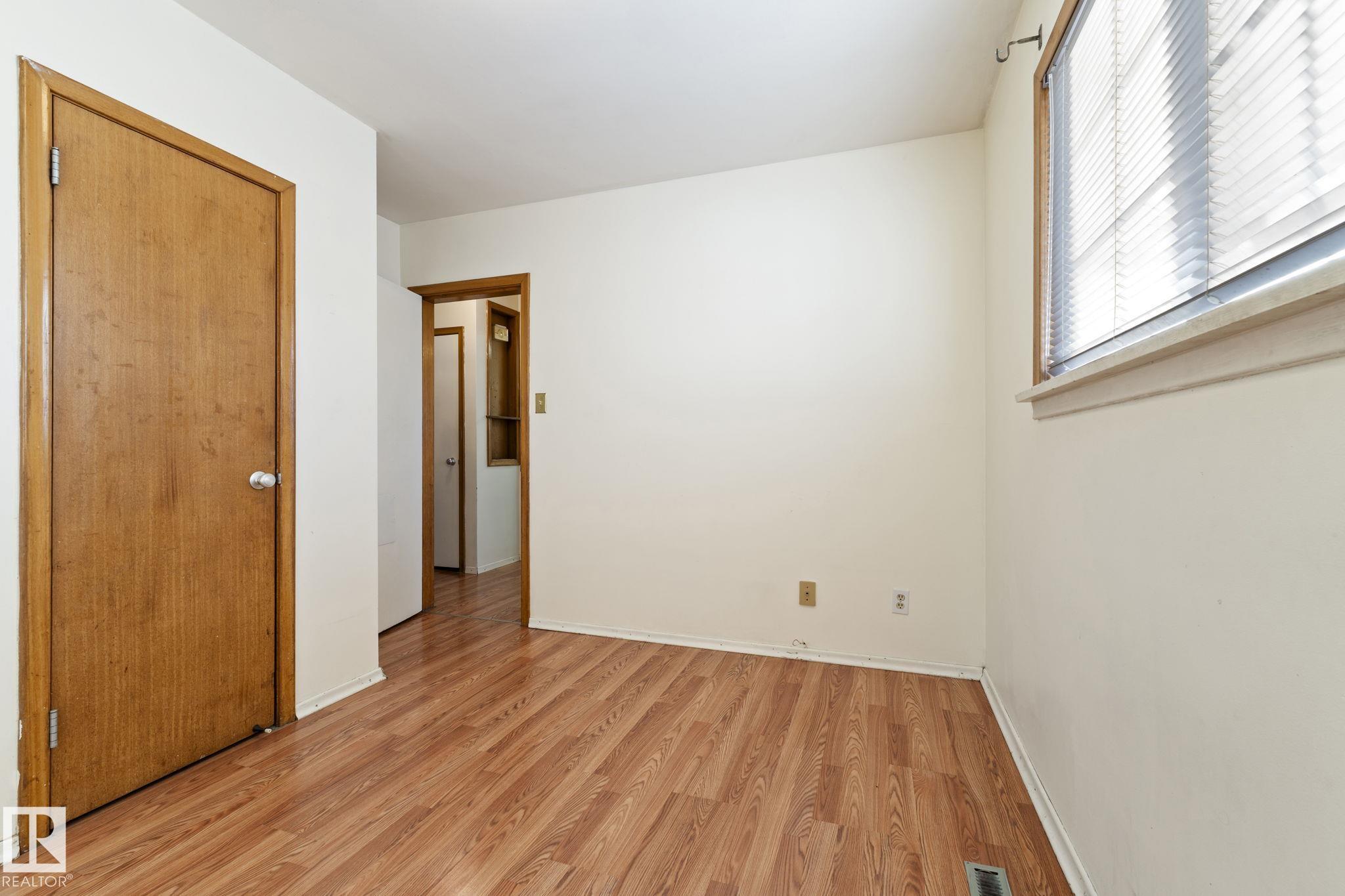 Photo 14 at 12023 137 Avenue NW, Kensington, Edmonton