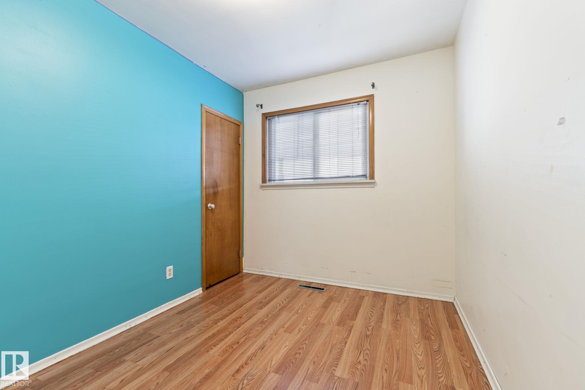 Photo 17 at 12023 137 Avenue NW, Kensington, Edmonton