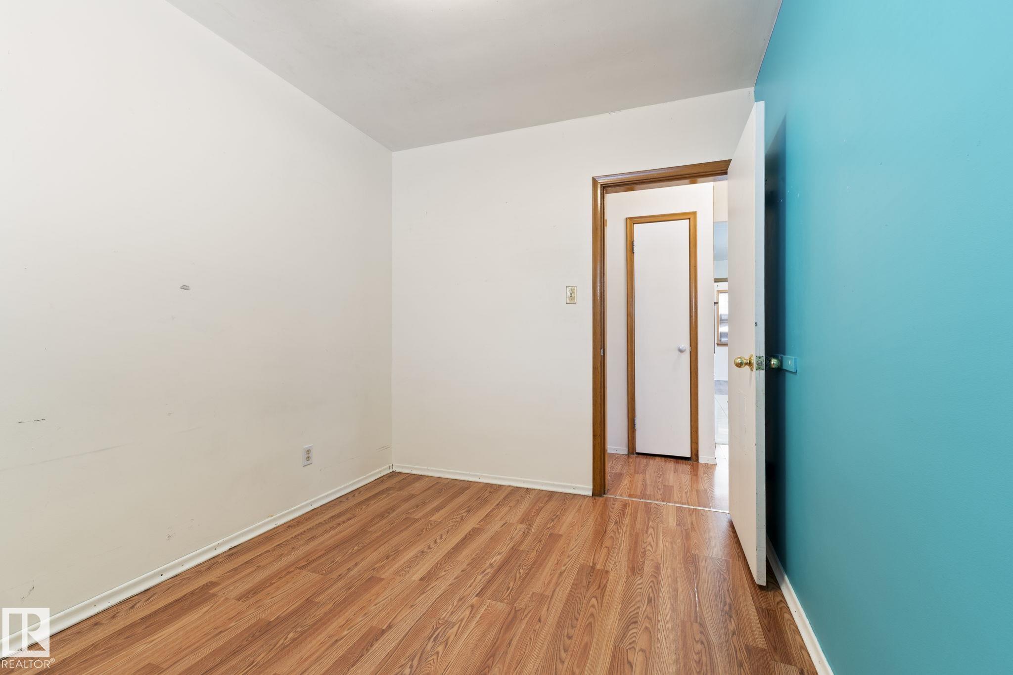 Photo 19 at 12023 137 Avenue NW, Kensington, Edmonton