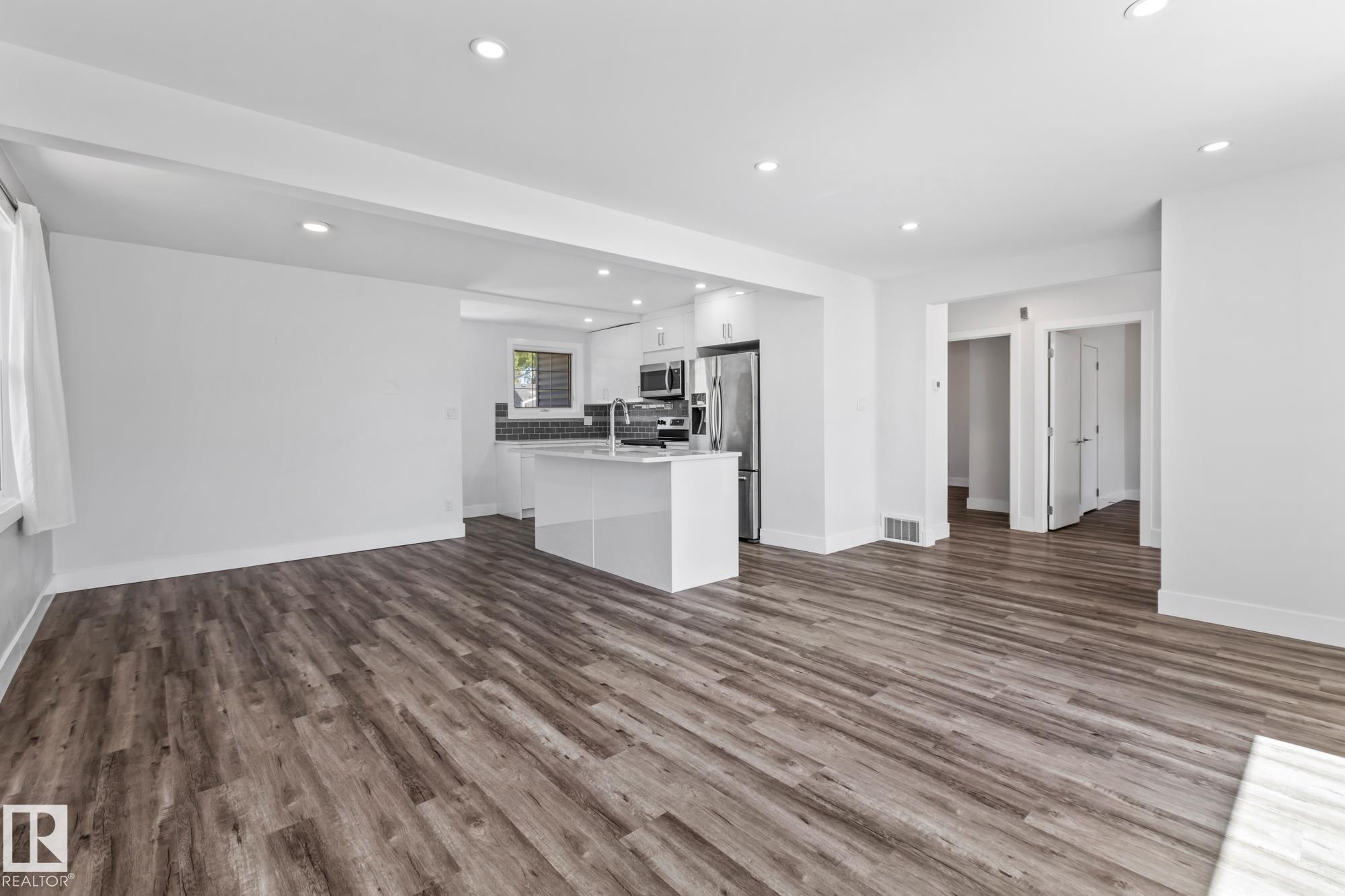 Photo 8 at 11420 112 Avenue NW, Prince Rupert, Edmonton