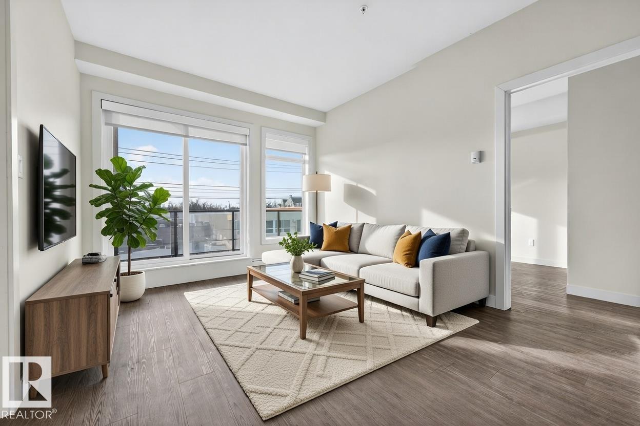 Photo 12 at 304 - 10837 83 Avenue NW, Garneau, Edmonton