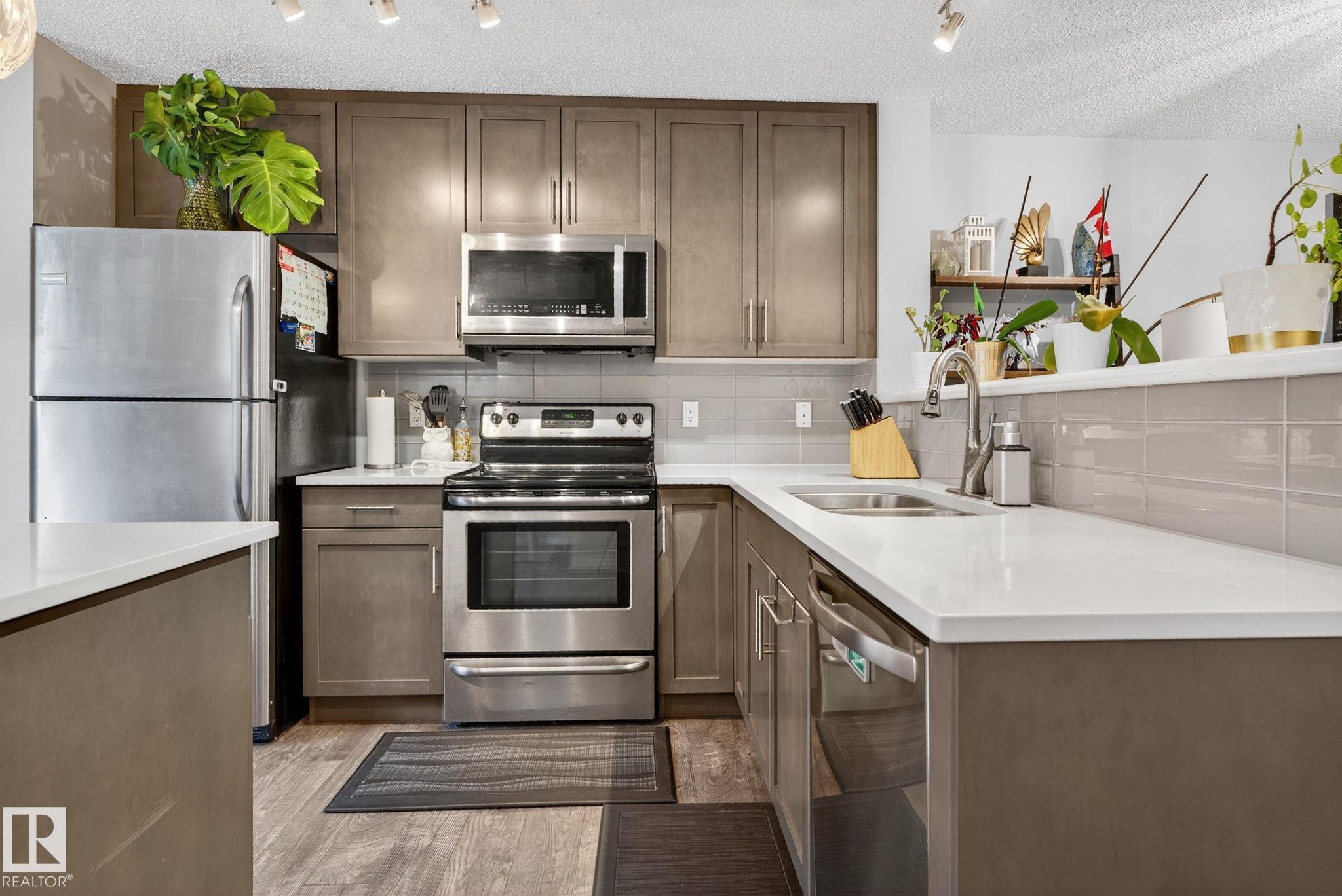 Photo 11 at 80 - 3305 Orchards Link SW, The Orchards At Ellerslie, Edmonton