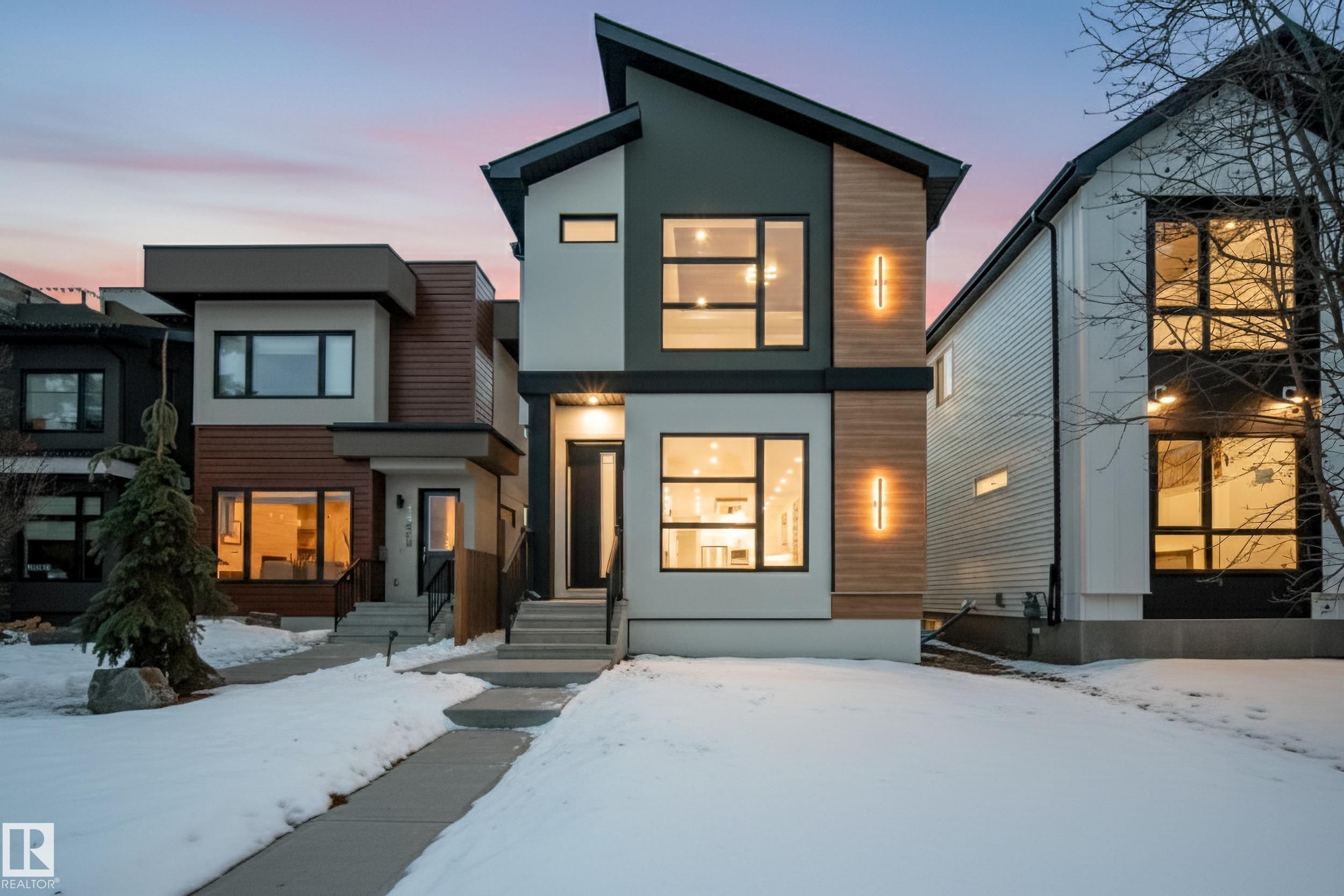 Photo 2 at 11611 79, Belgravia, Edmonton