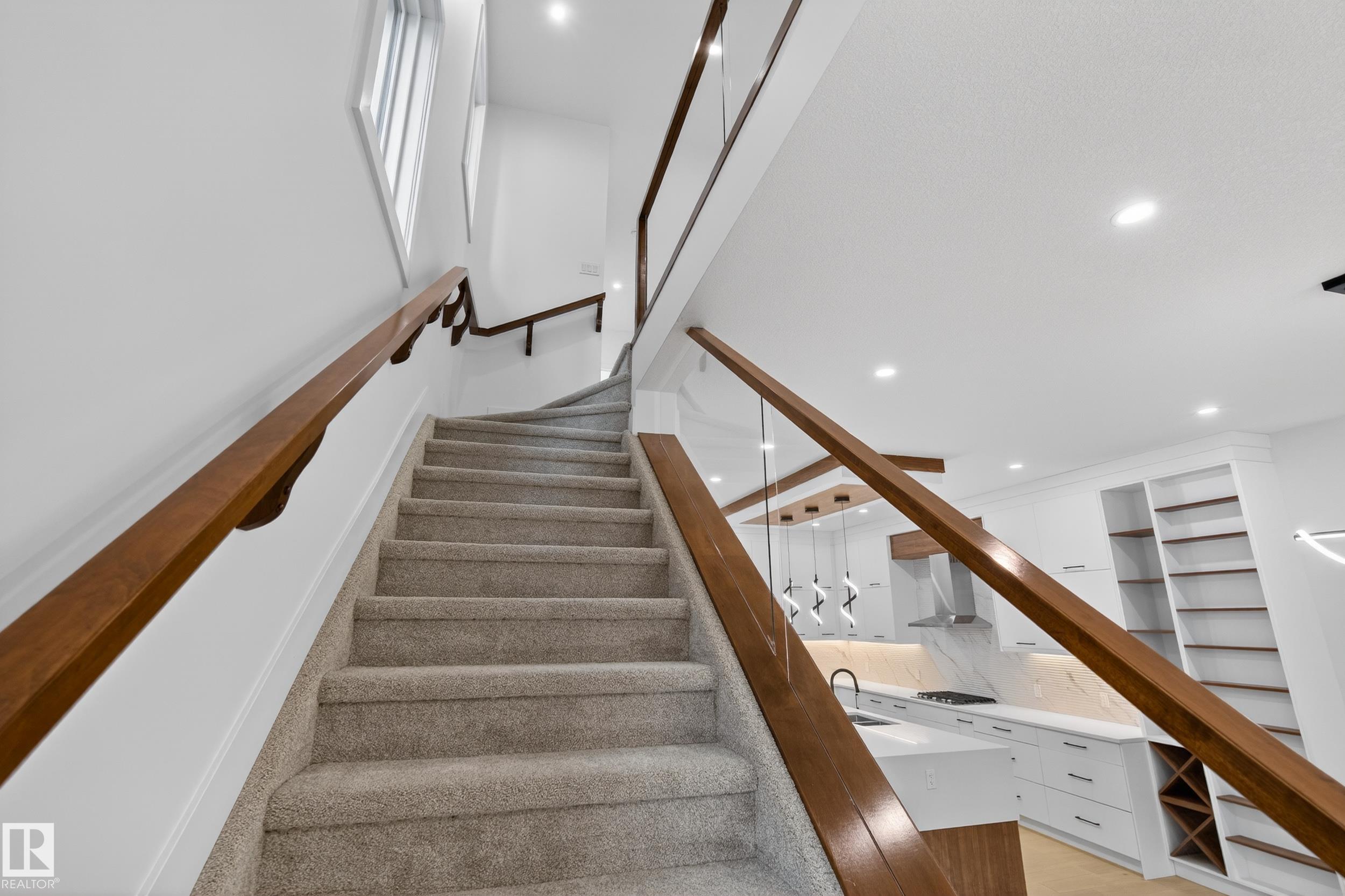 Photo 15 at 11611 79, Belgravia, Edmonton