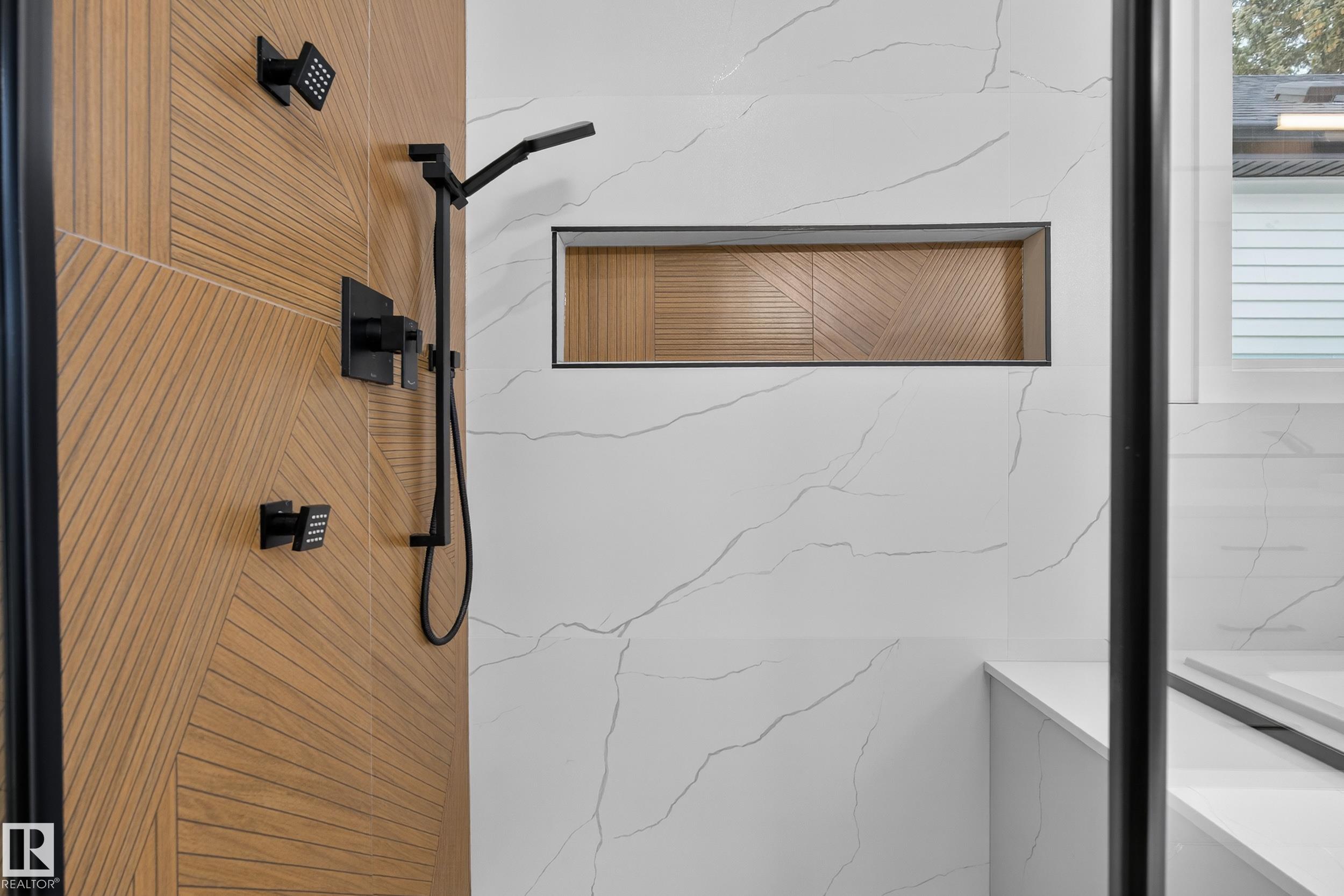 Photo 24 at 11611 79, Belgravia, Edmonton