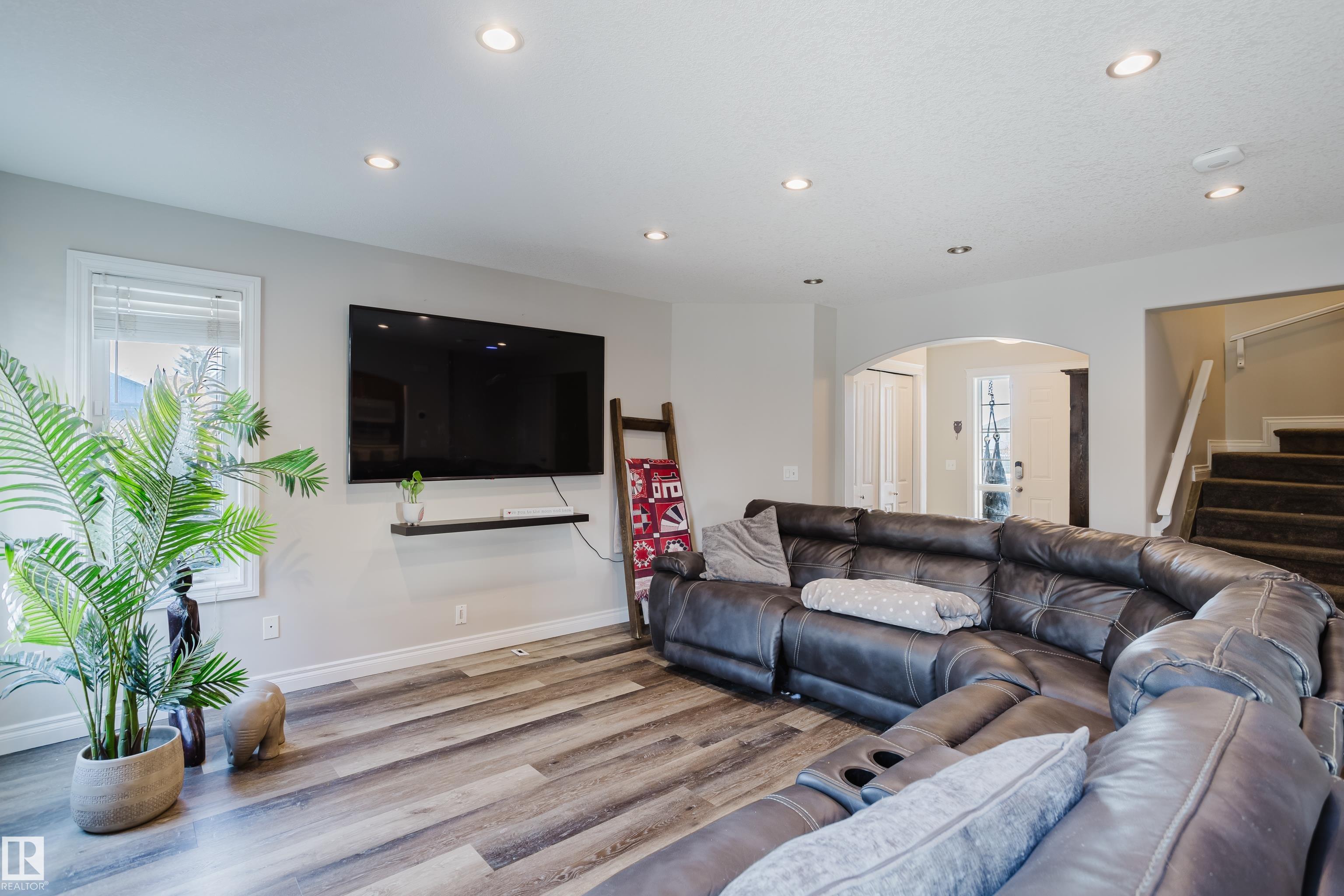 Photo 7 at 66 Grayridge Crescent, Graybriar, Stony Plain