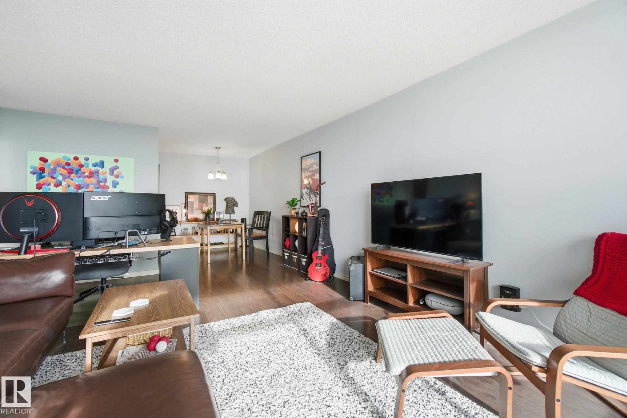 Photo 7 at 1312 - 13910 Stony Plain Road NW, Glenora, Edmonton