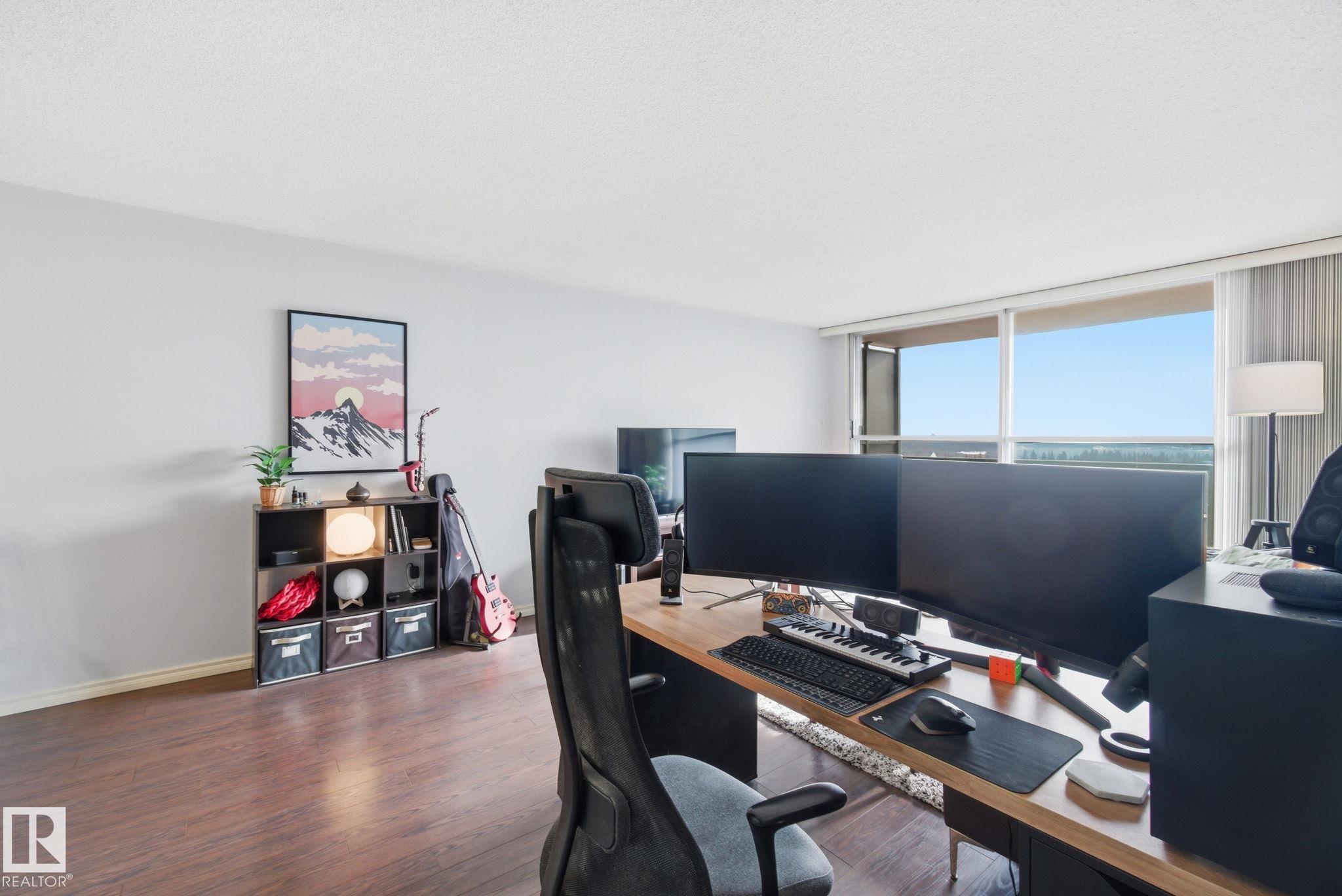 Photo 9 at 1312 - 13910 Stony Plain Road NW, Glenora, Edmonton