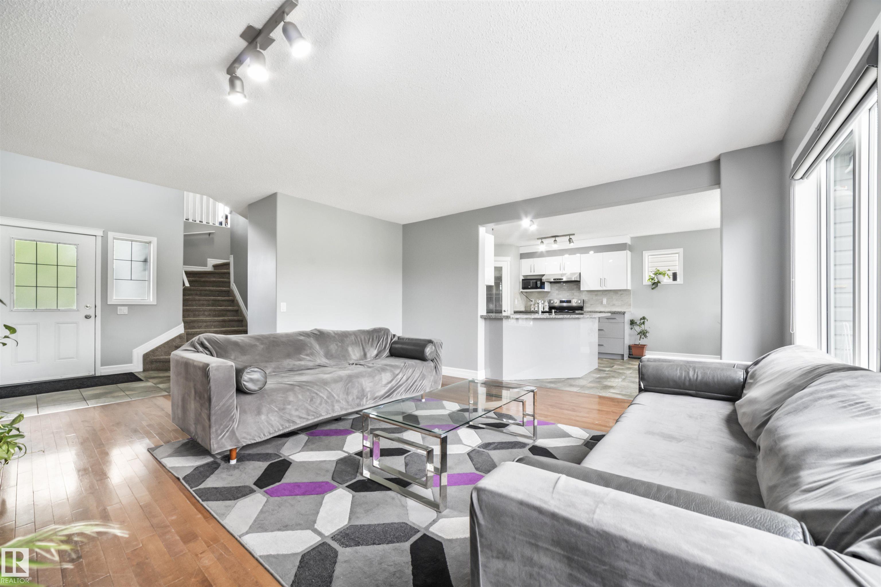 Photo 9 at 324 79 Street SW, Ellerslie, Edmonton