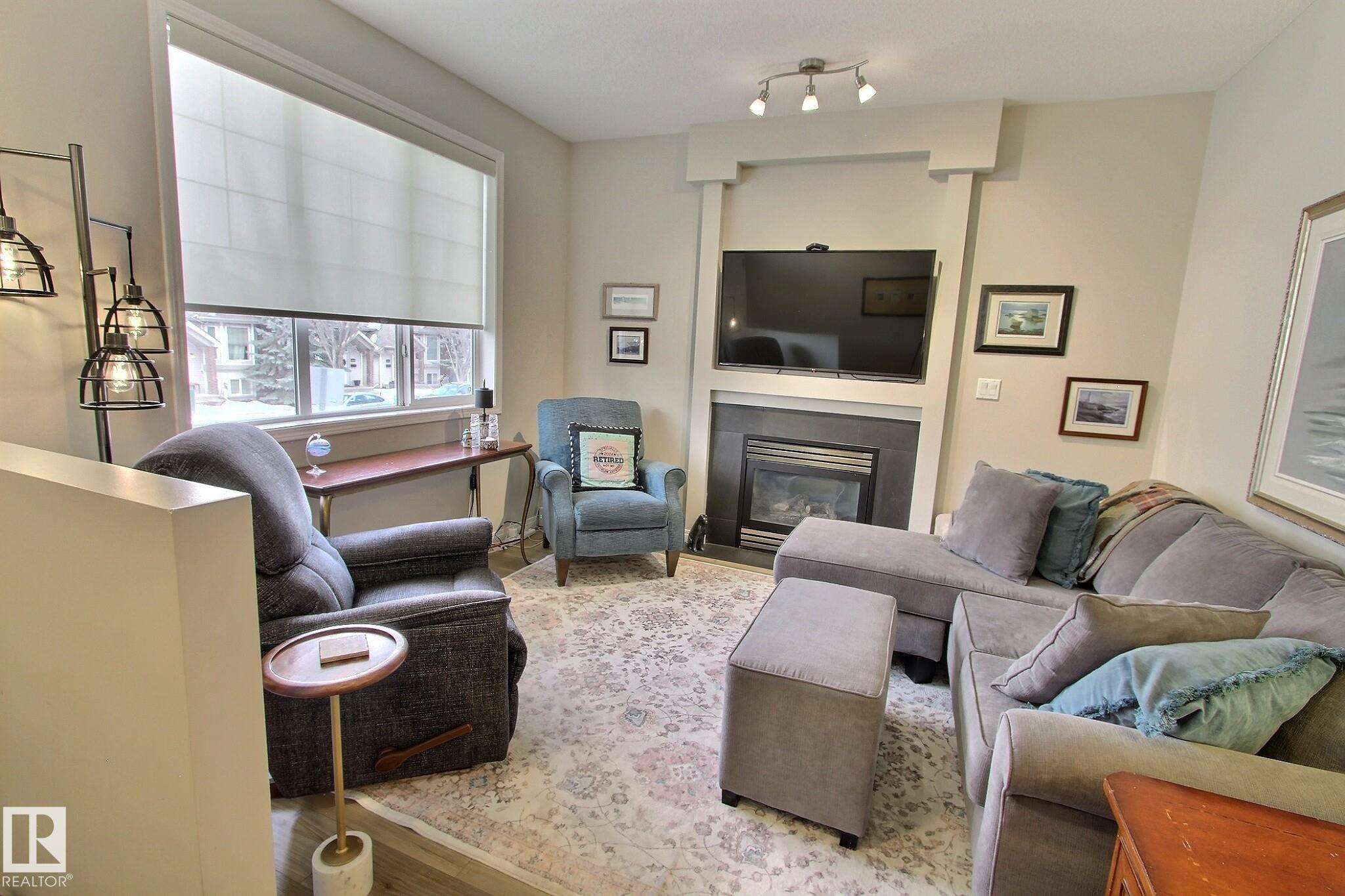 Photo 7 at 26 - 4821 Terwillegar Common NW, South Terwillegar, Edmonton