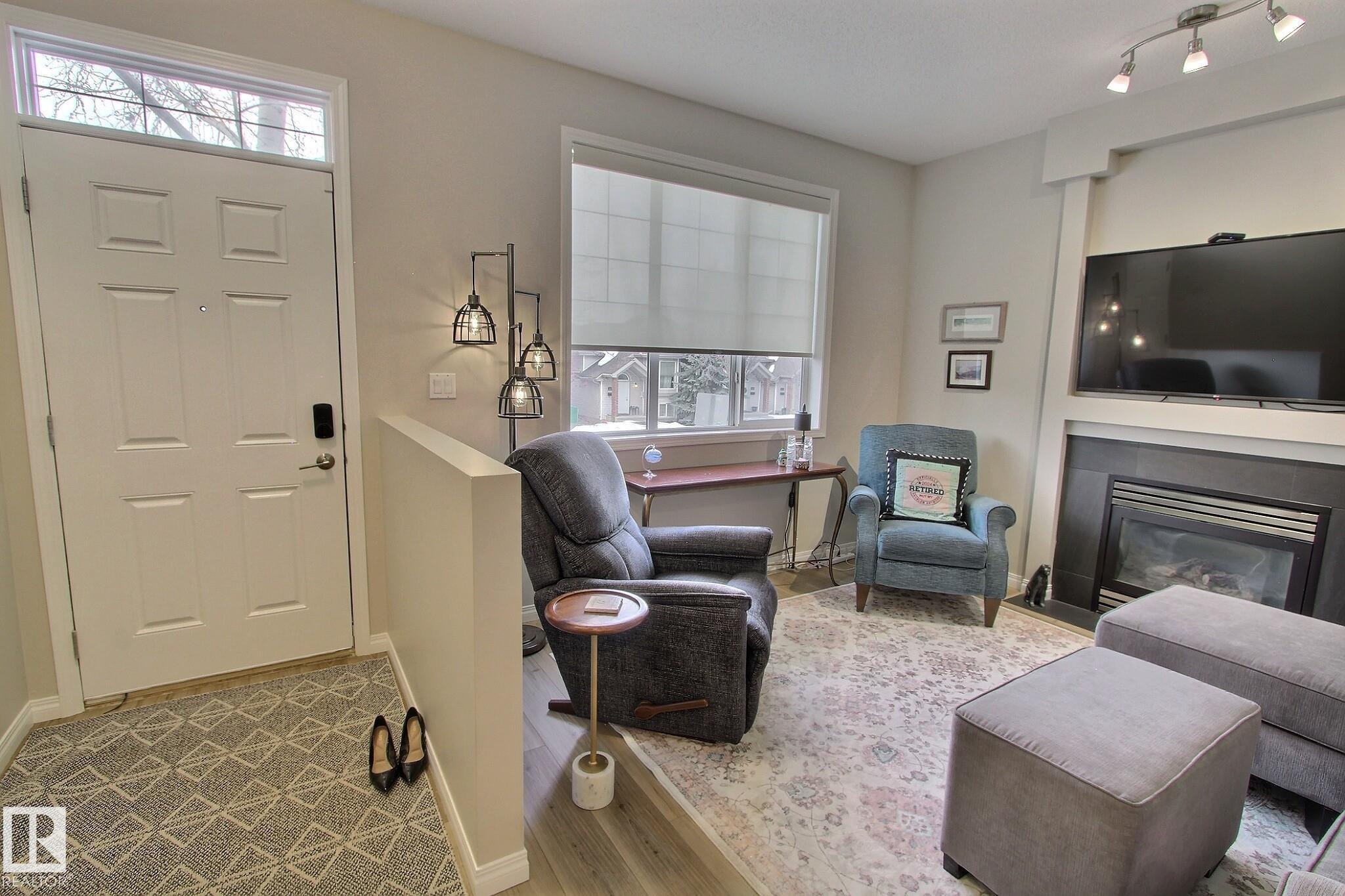 Photo 8 at 26 - 4821 Terwillegar Common NW, South Terwillegar, Edmonton