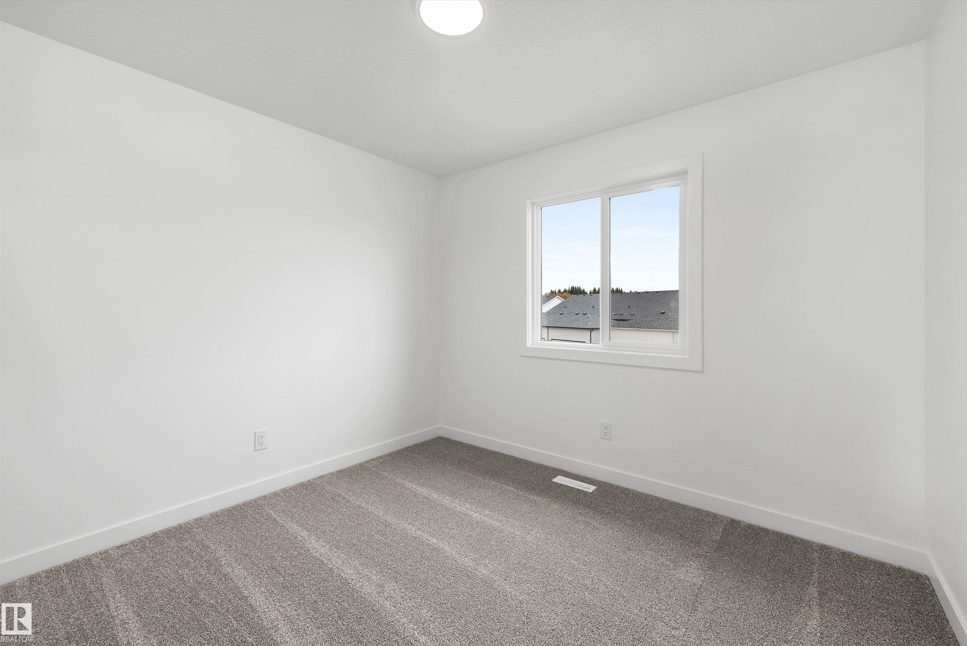 https://zimg.paragon.ice.com/ParagonImages/Property/PM/RAE/225386616/26/0/0/bf0ff5f48dac70e08ef982aa65556286/1/1740fe69a2b14e410d6bff3e78716107/225386616-ab9354e8-543d-41ae-96d5-d9ea7bf63700.JPG