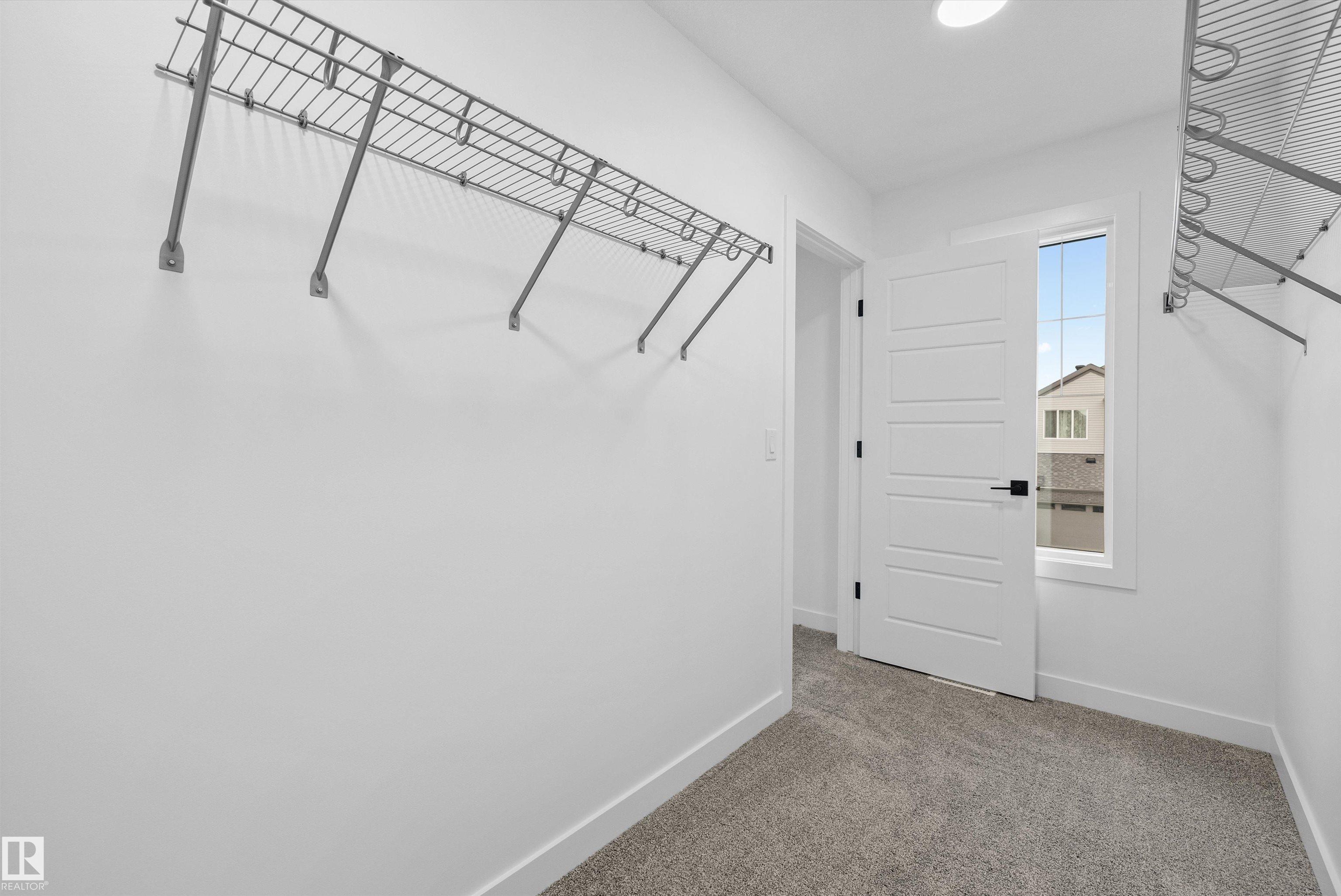 https://zimg.paragon.ice.com/ParagonImages/Property/PM/RAE/225386620/48/0/0/47cf2675da7edca6ccd7f91b71f3d405/1/fceddf59c7b56c6bca0e9bcfc36165f3/225386620-ccdc1b4b-4b81-4125-a782-d244859f85fb.JPG