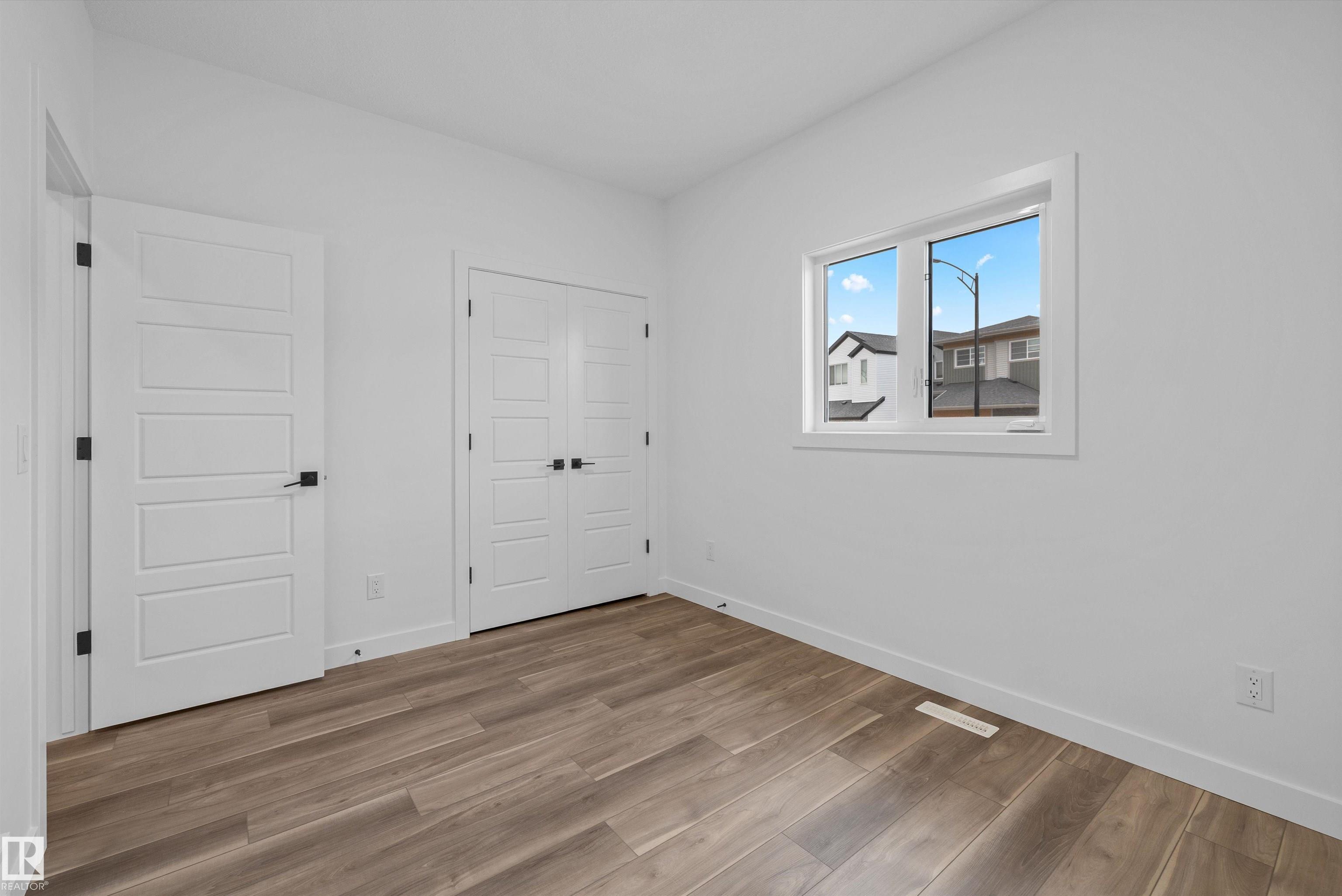 https://zimg.paragon.ice.com/ParagonImages/Property/PM/RAE/225386620/8/0/0/abacfd418e56e479cf92c0d6431da104/1/fceddf59c7b56c6bca0e9bcfc36165f3/225386620-b5438167-3830-4b23-a98a-6df0fded49d3.JPG