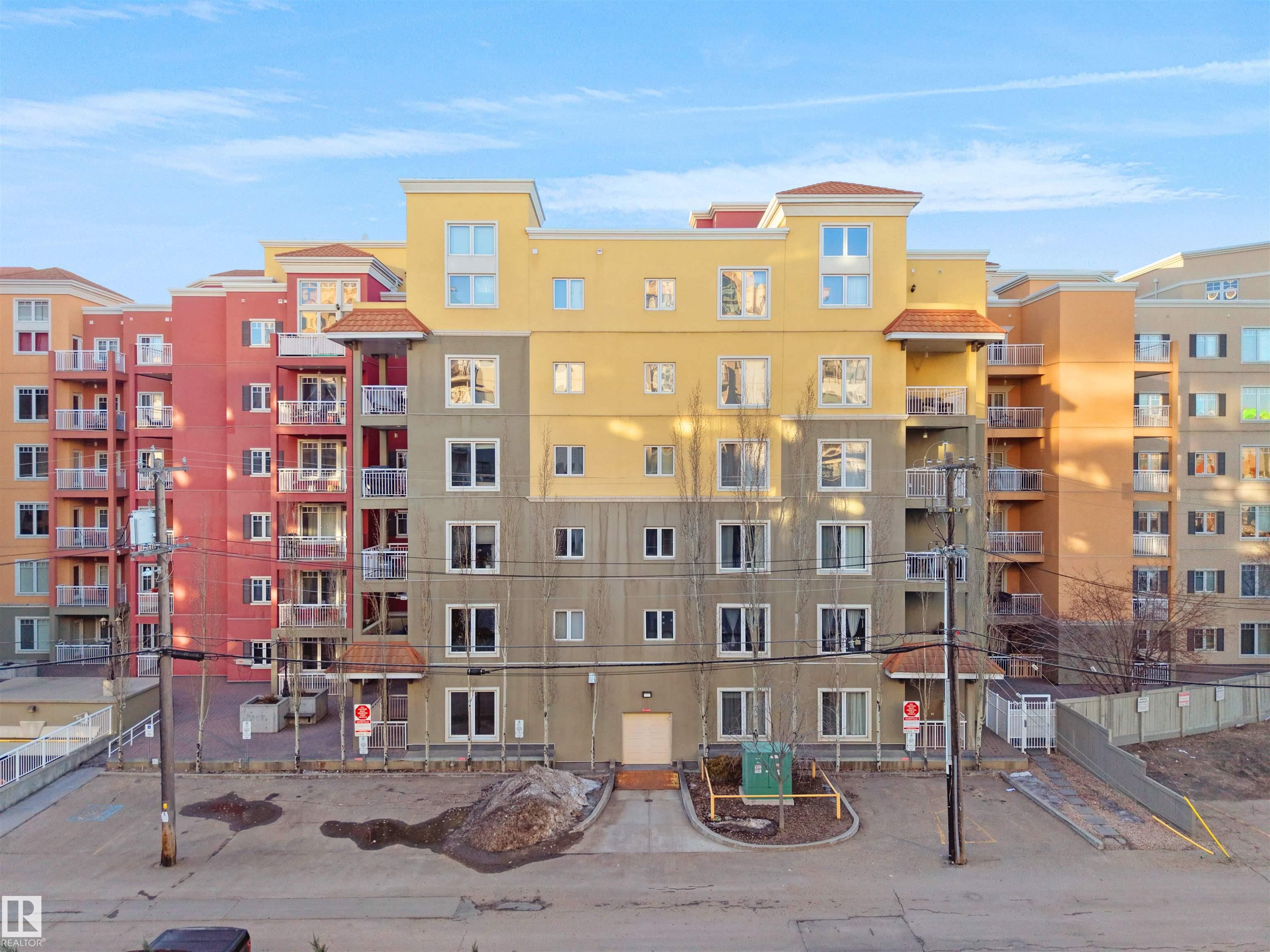 Photo 10 at 308 - 10333 112 Street NW, Wîhkwêntôwin, Edmonton