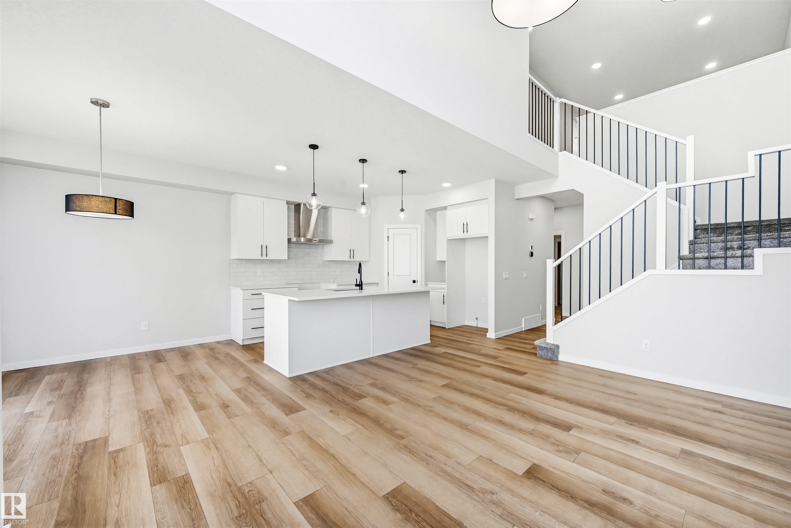 Picture for 22812 82 AV NW