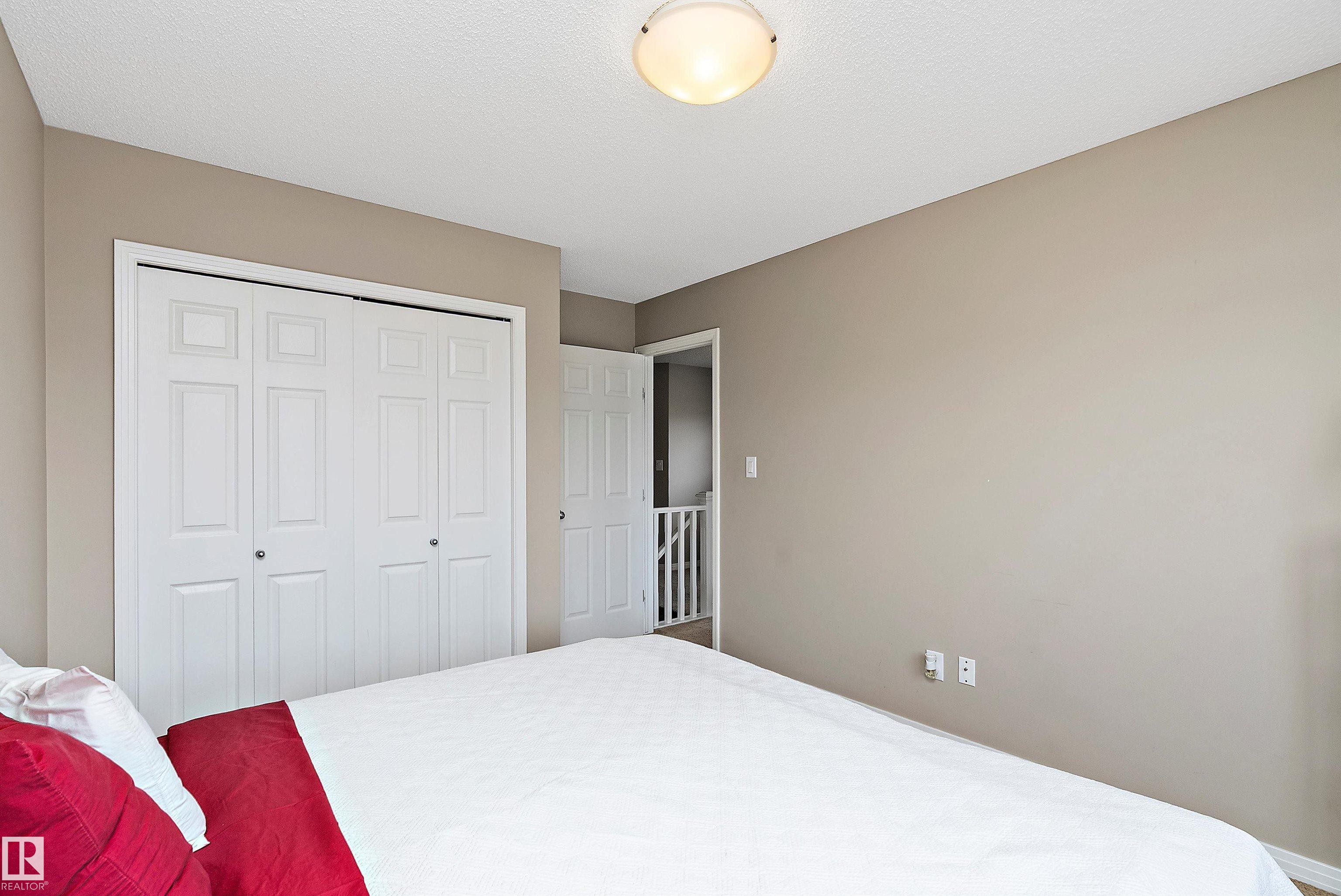 Photo 22 at 33 Sutherland Street, Suntree, Leduc